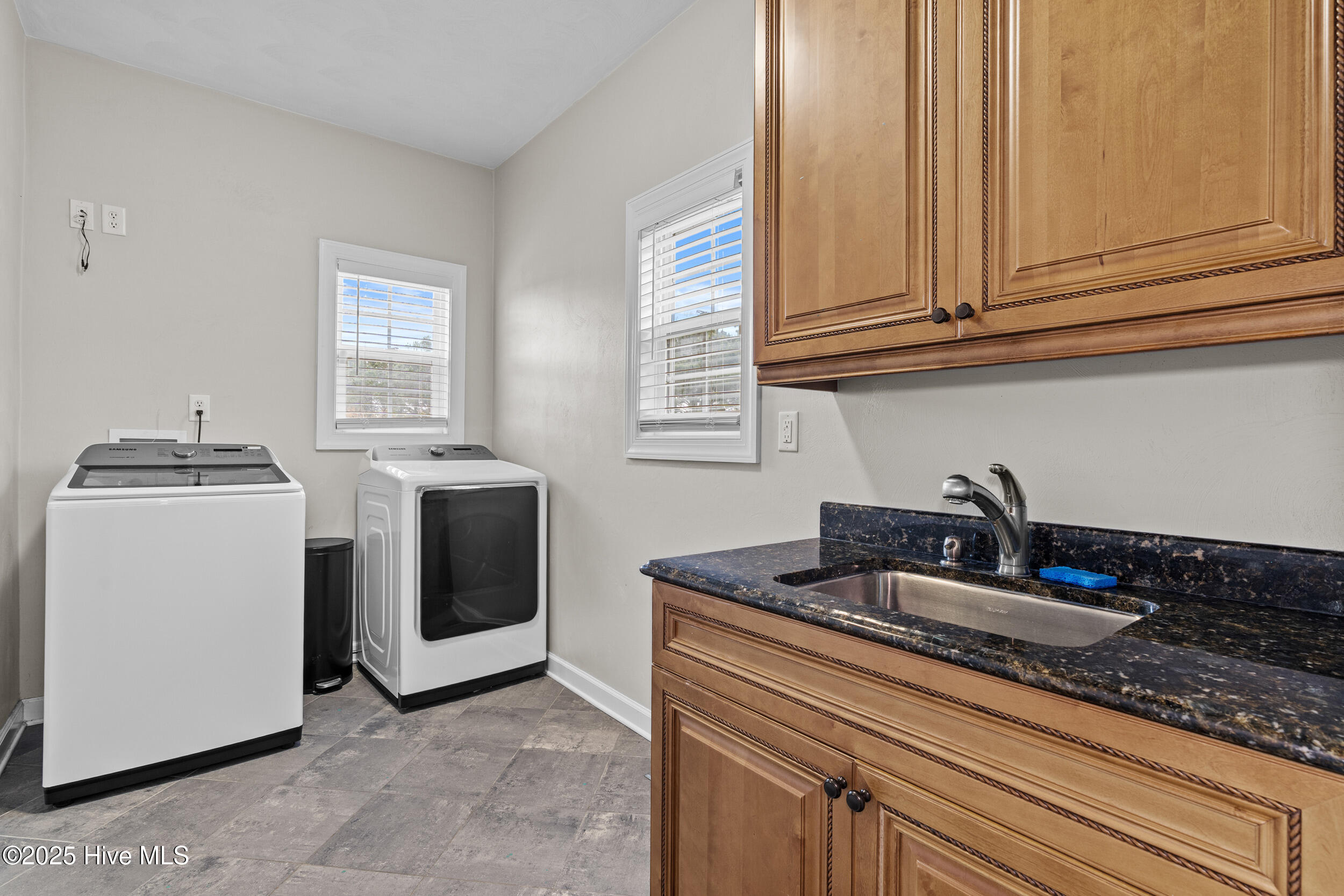 104 Creekside Drive Property Photo 15