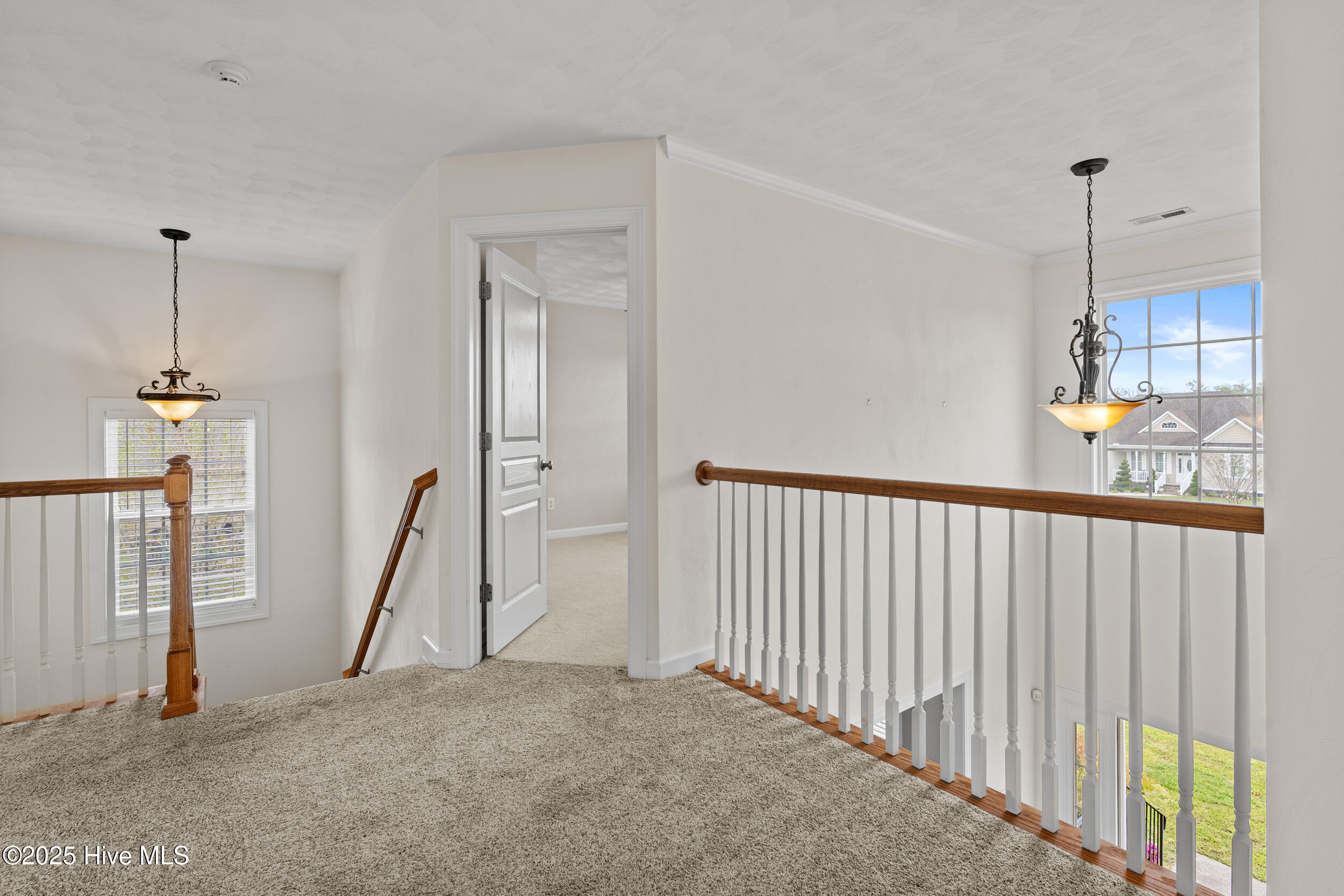 104 Creekside Drive Property Photo 18