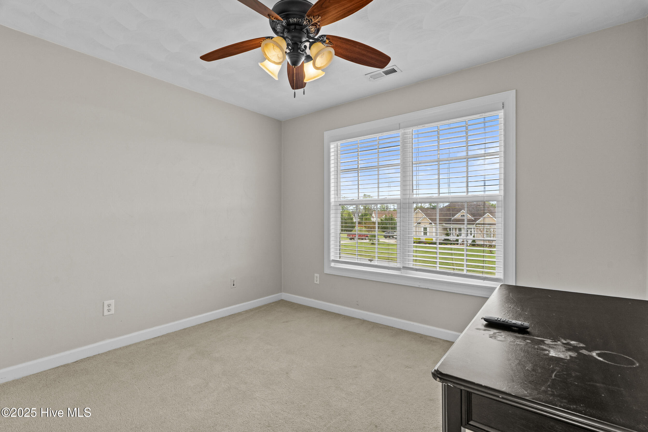 104 Creekside Drive Property Photo 23