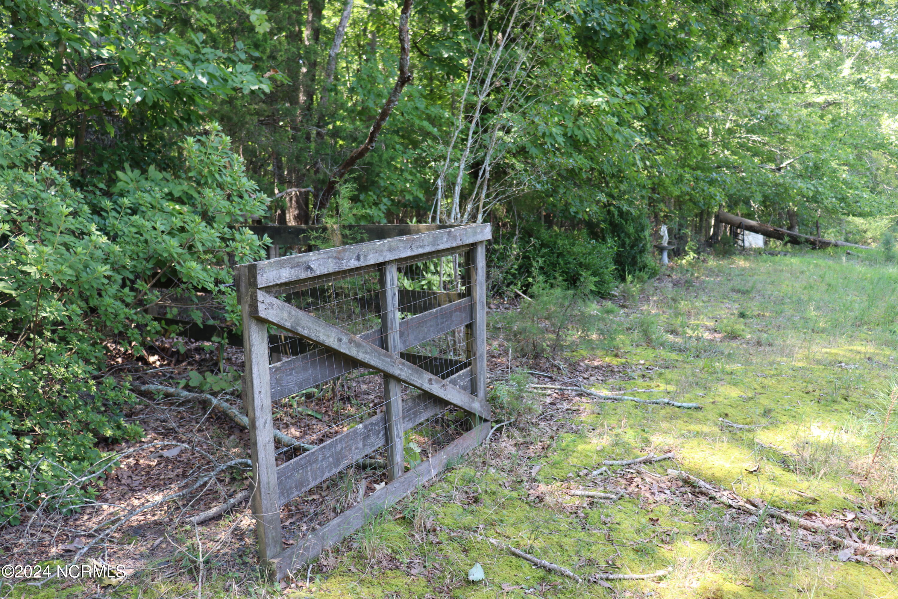 165 Kmj Ranch Road Property Photo 18