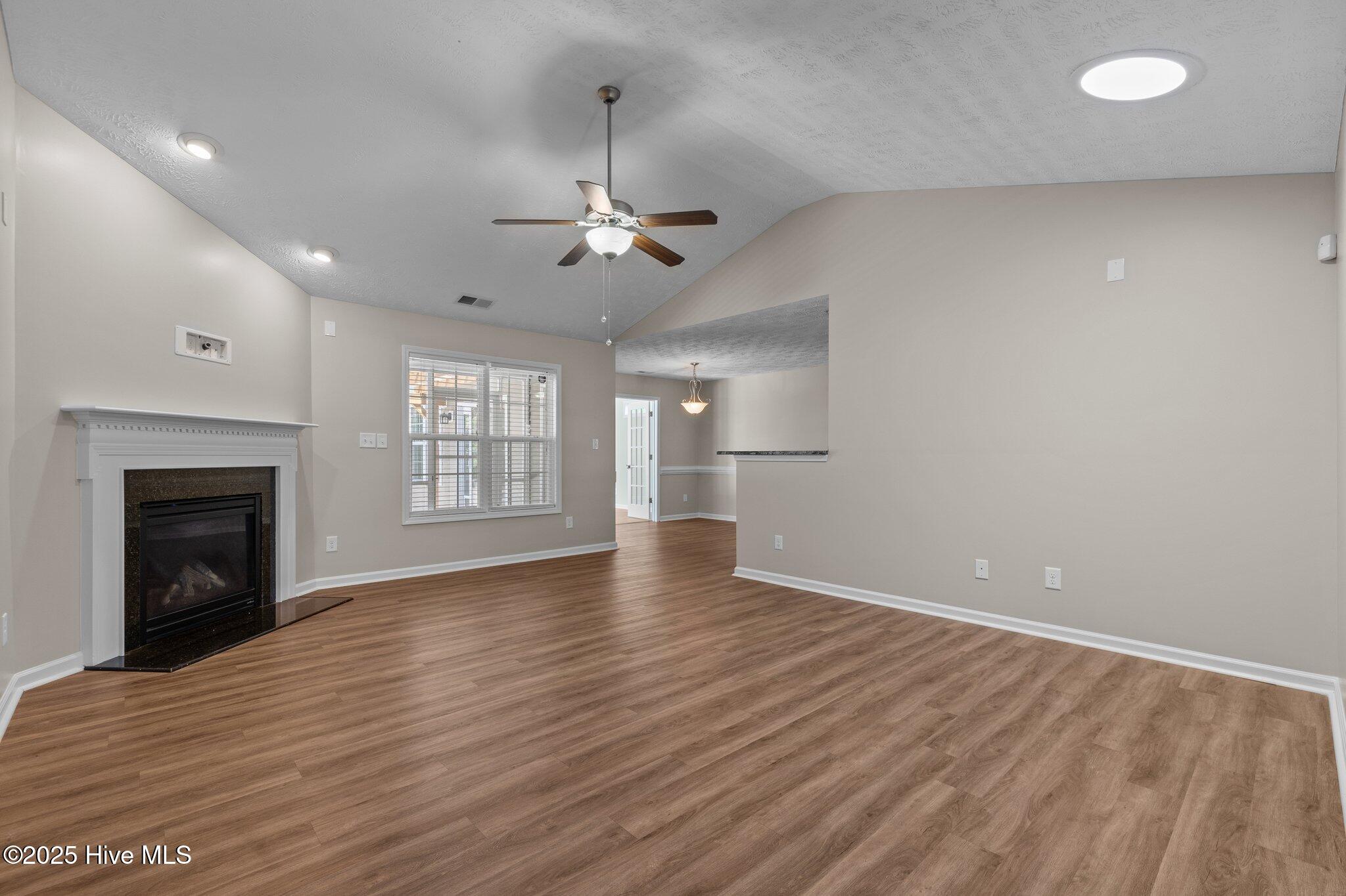 235 Bayleaf Drive Property Photo 8