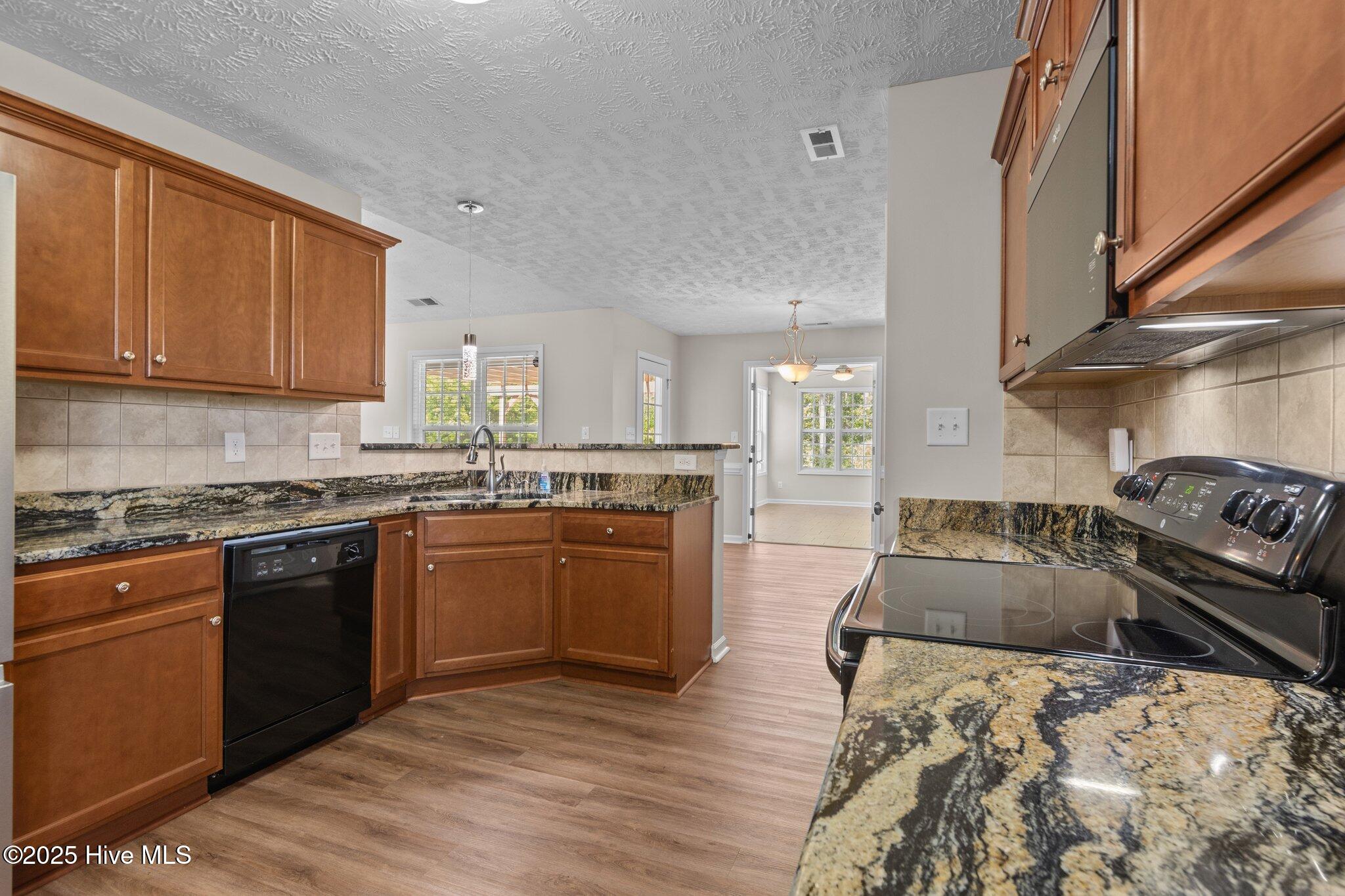 235 Bayleaf Drive Property Photo 17