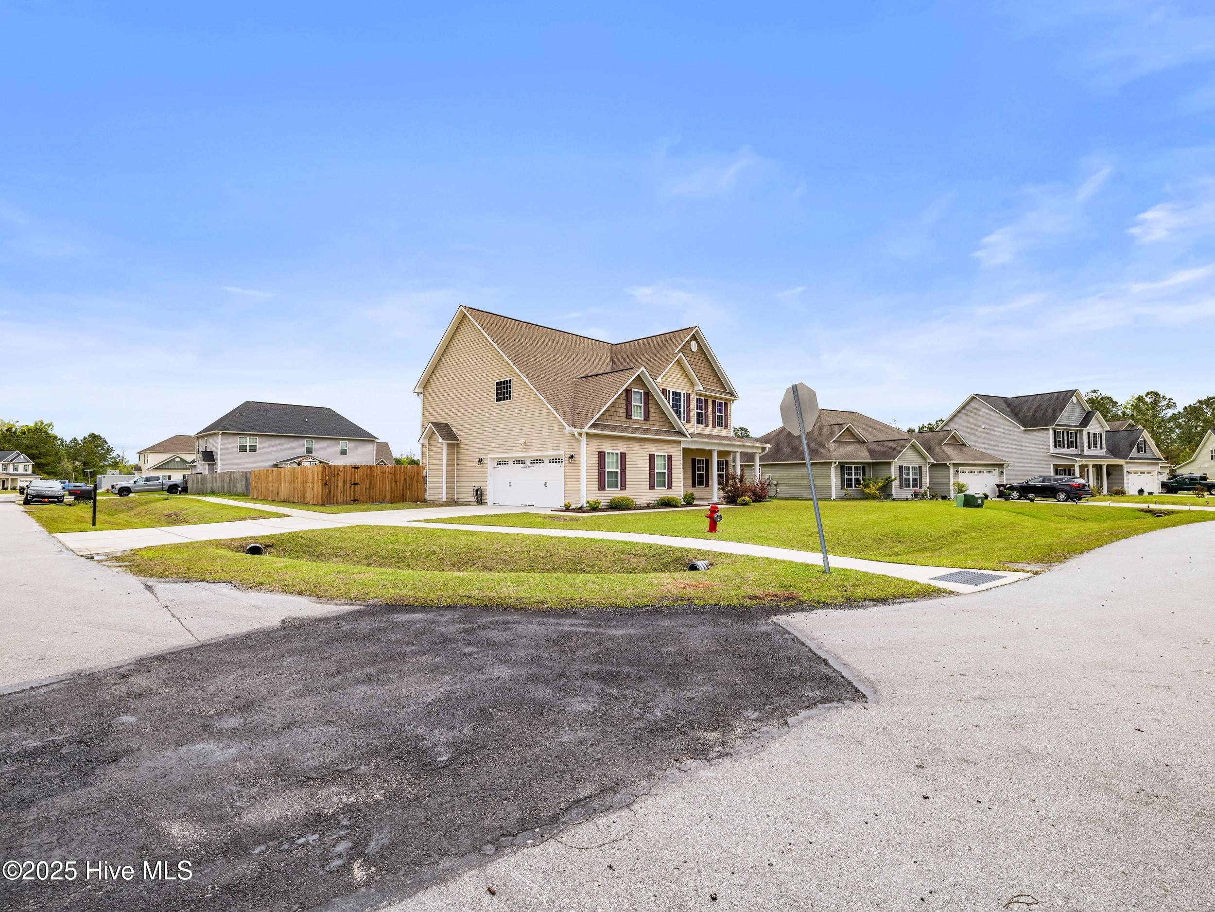 704 Kiwi Stone Circle Property Photo 4