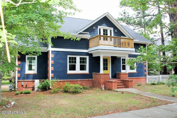 310 N May Street Property Photo