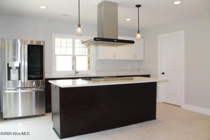 310 N May Street Property Photo 13