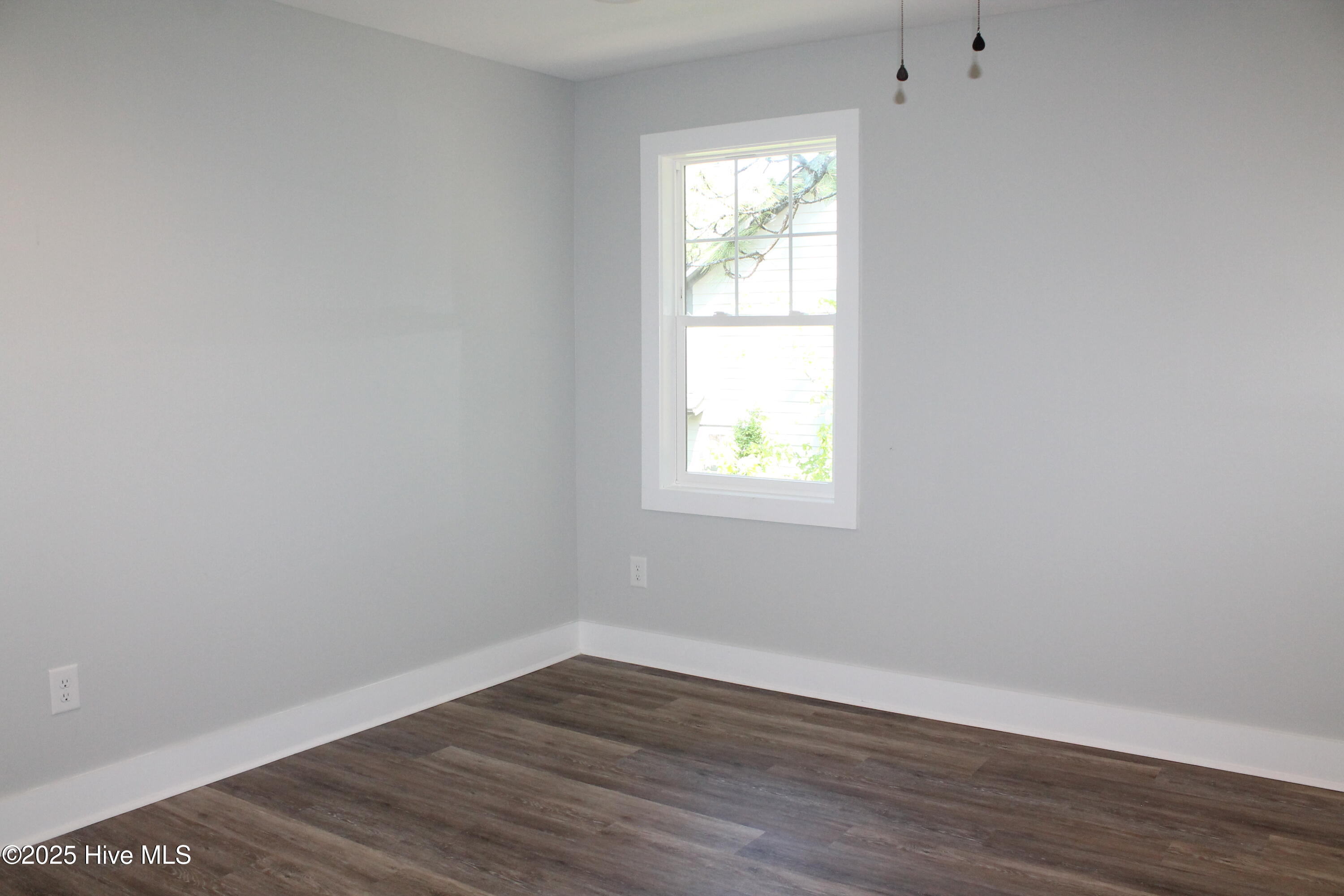310 N May Street Property Photo 44