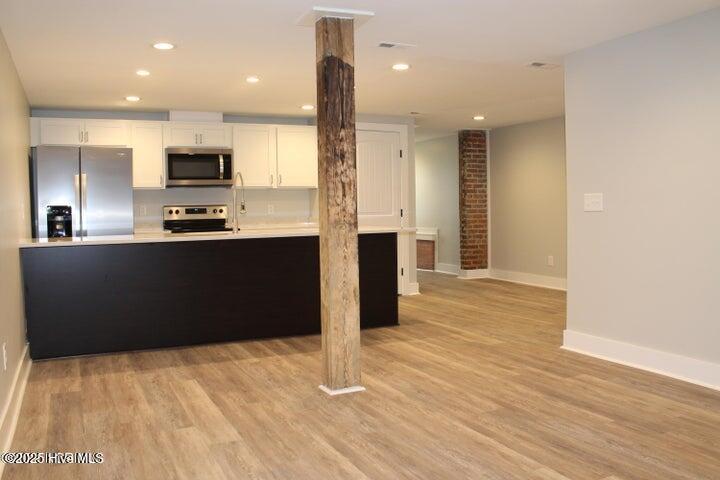 310 N May Street Property Photo 52