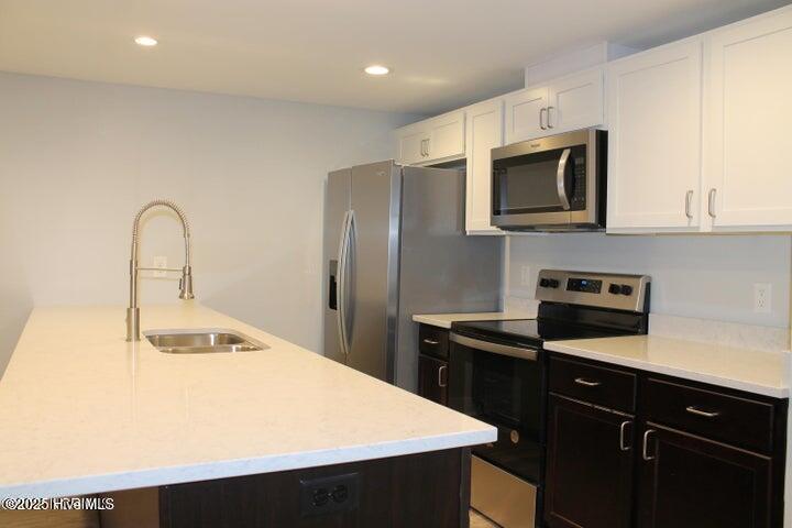 310 N May Street Property Photo 54