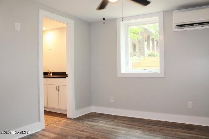 310 N May Street Property Photo 63