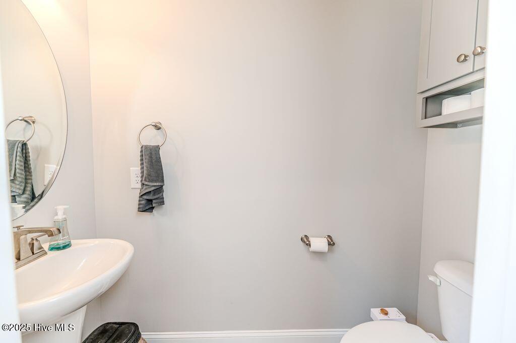 131 Crestview Road Property Photo 8