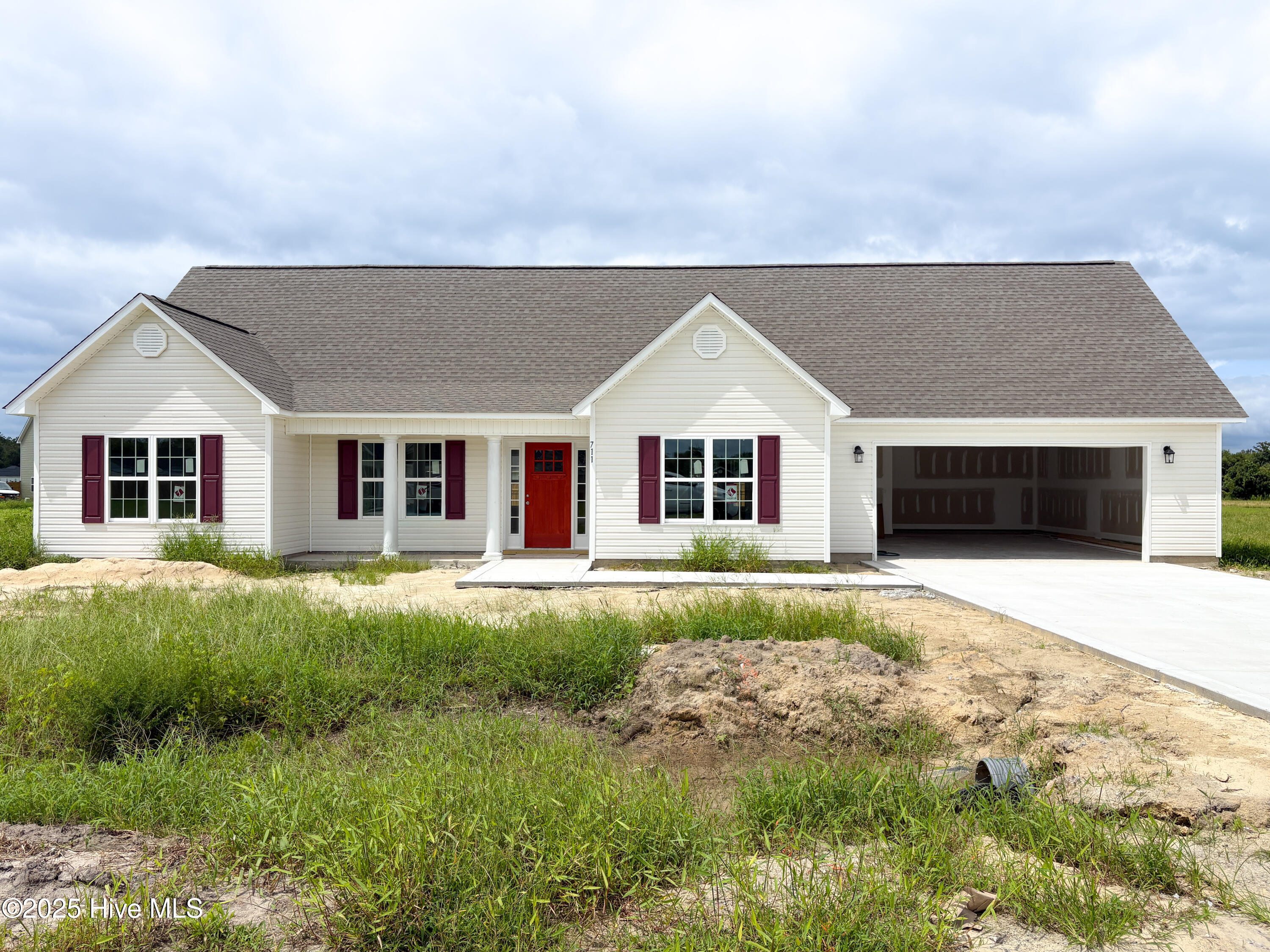 711 Puppy Drum Lane Property Photo 1