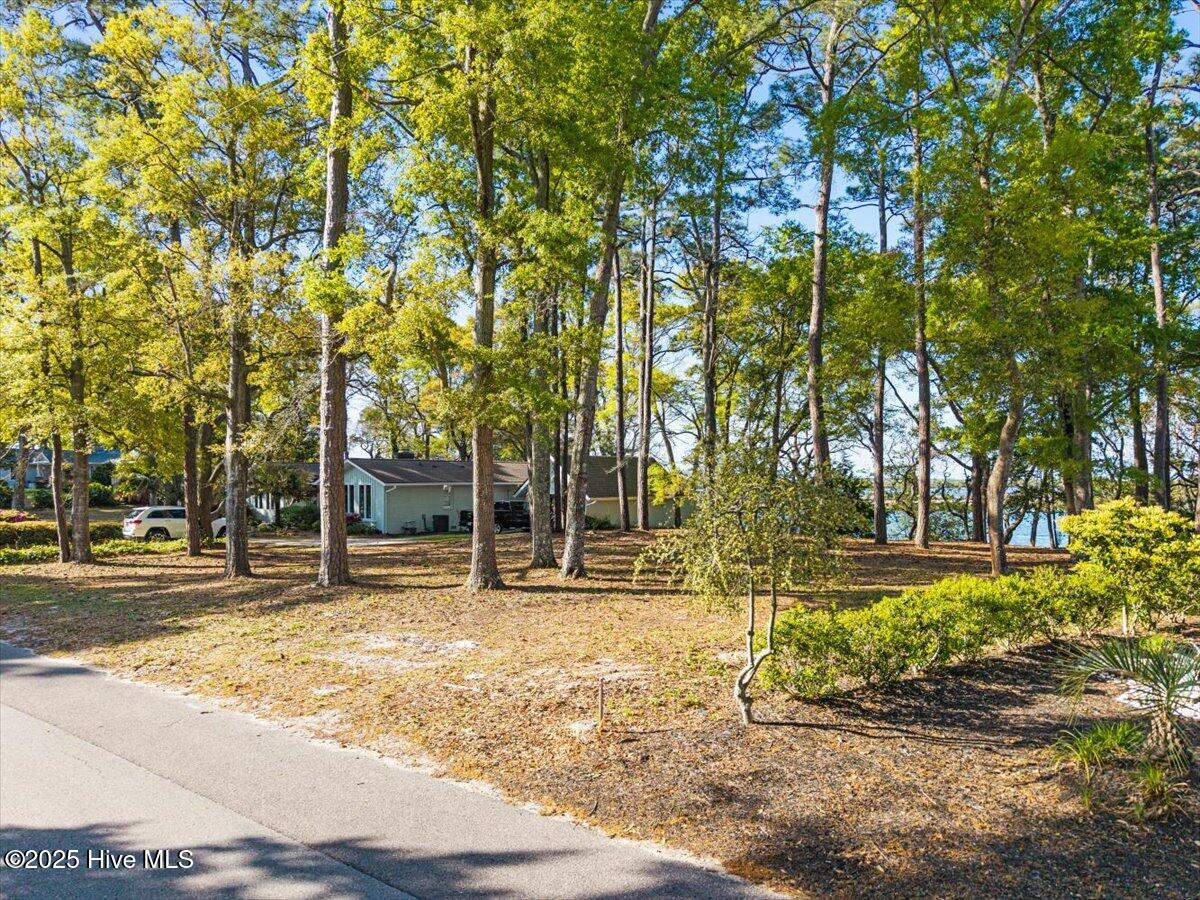 409 Lake Shore Drive Property Photo 25