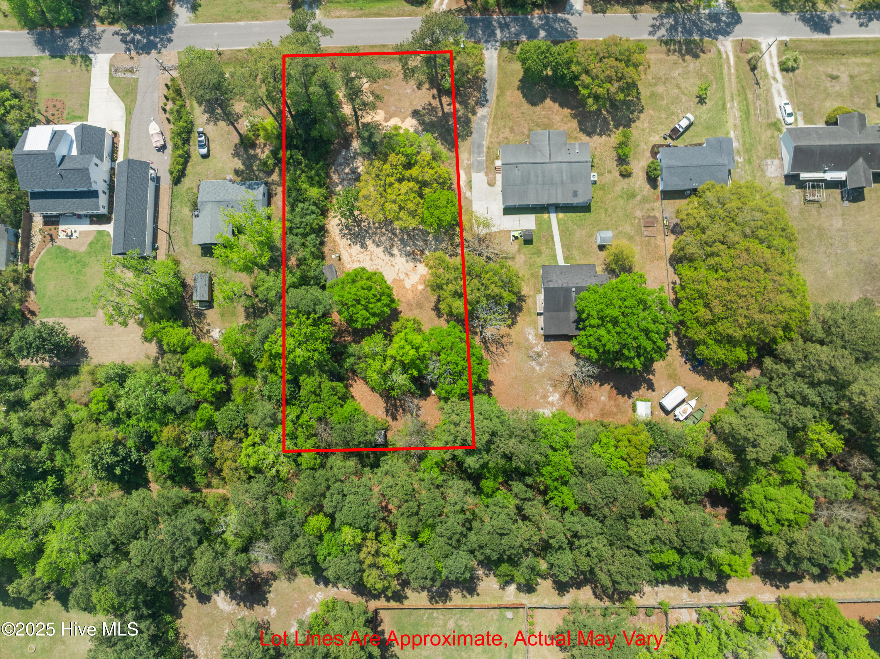 1913 Hess Street Property Photo 7