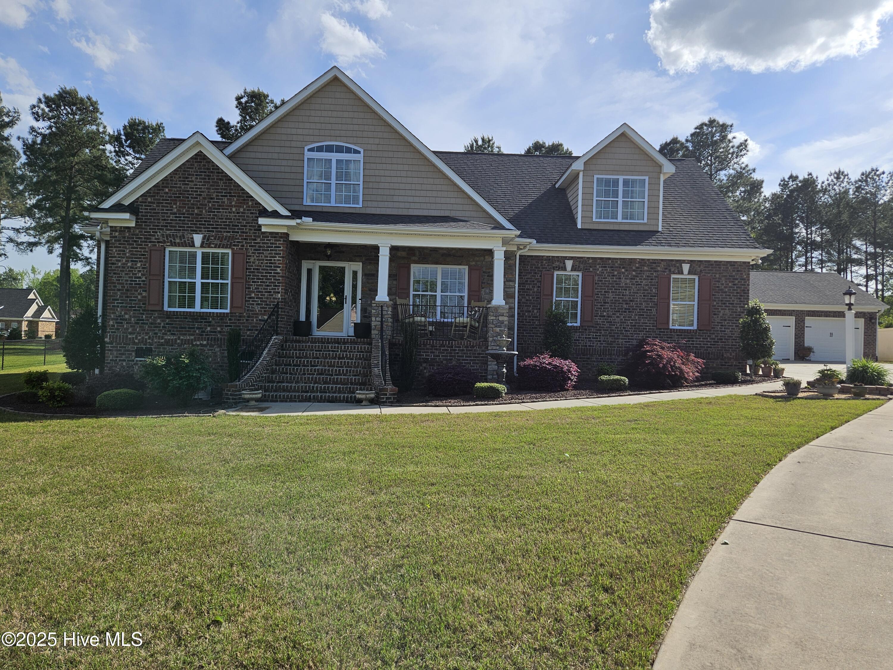 1655 Kingfisher Court Property Photo 3