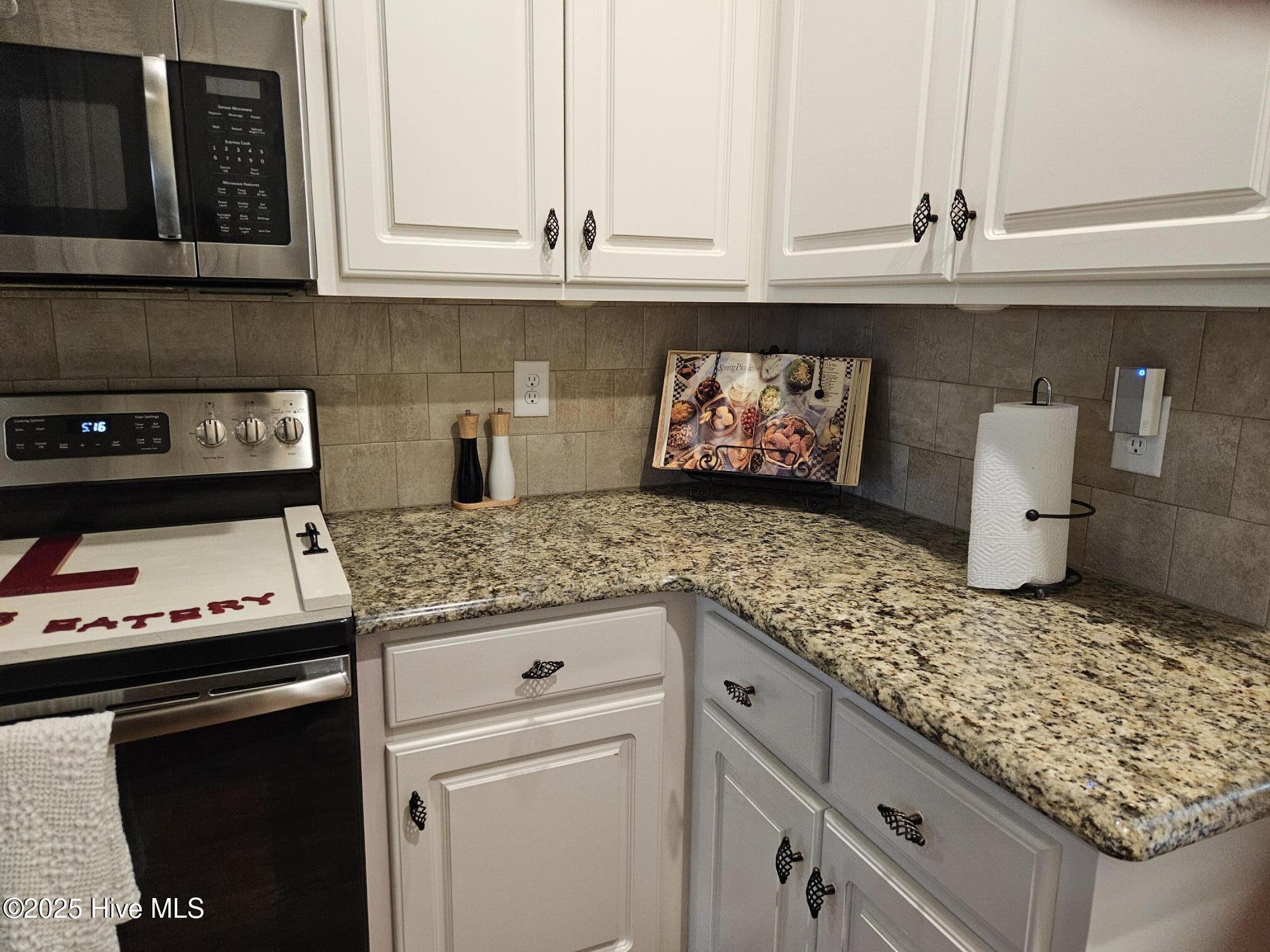 1655 Kingfisher Court Property Photo 22