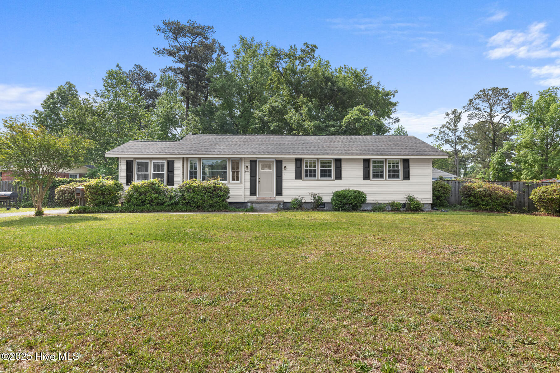 406 Delmar Road Property Photo 2