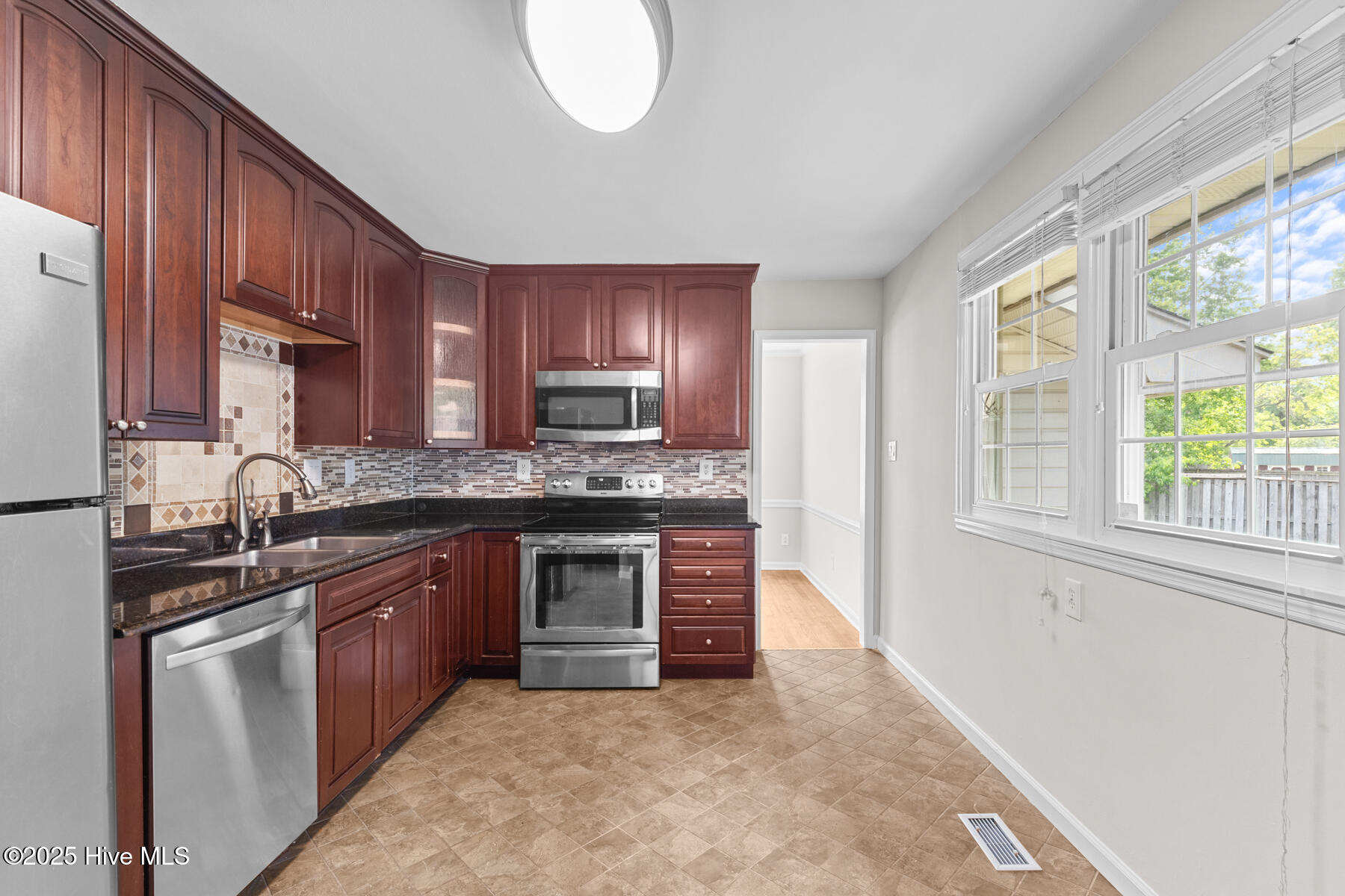 406 Delmar Road Property Photo 11
