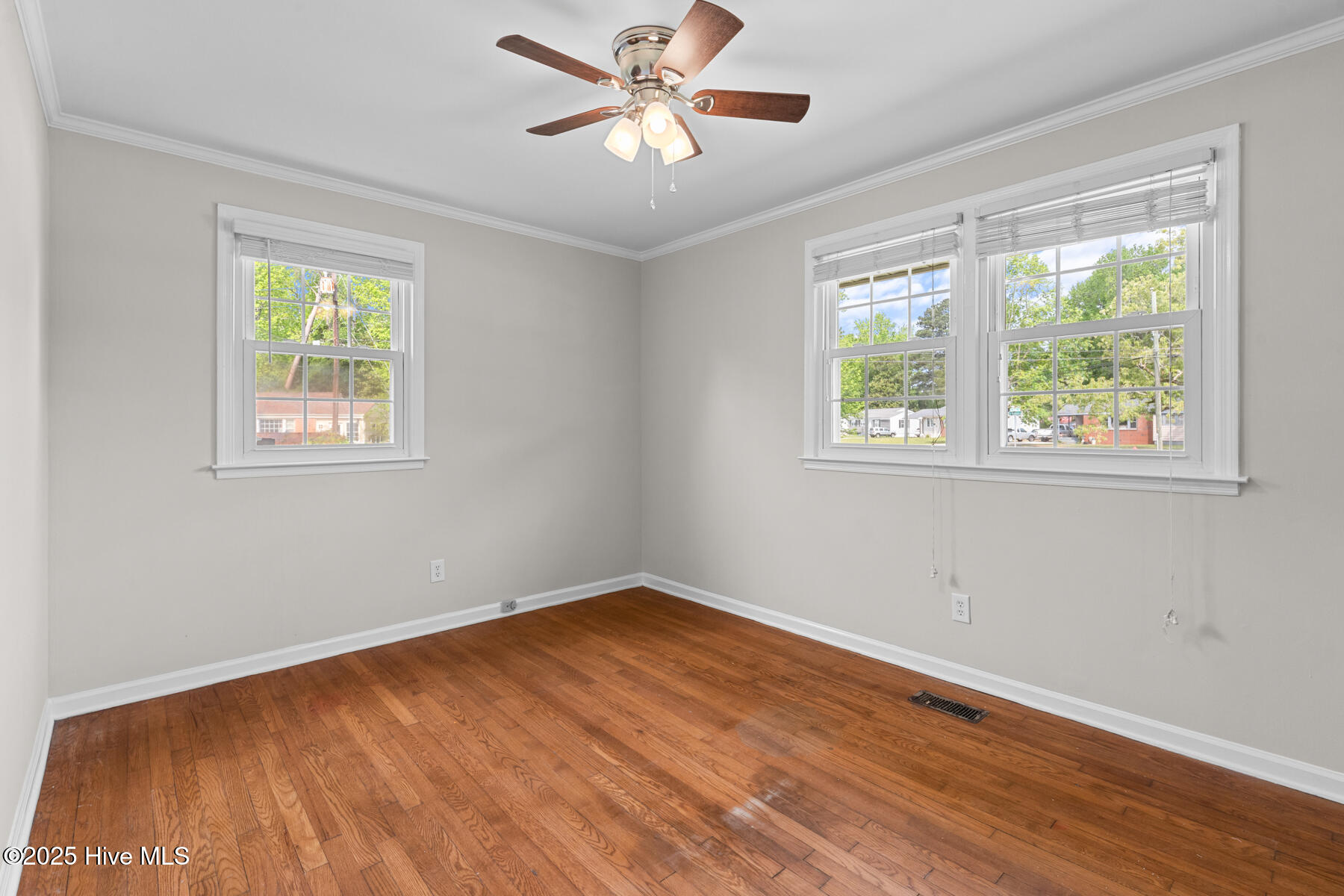 406 Delmar Road Property Photo 17