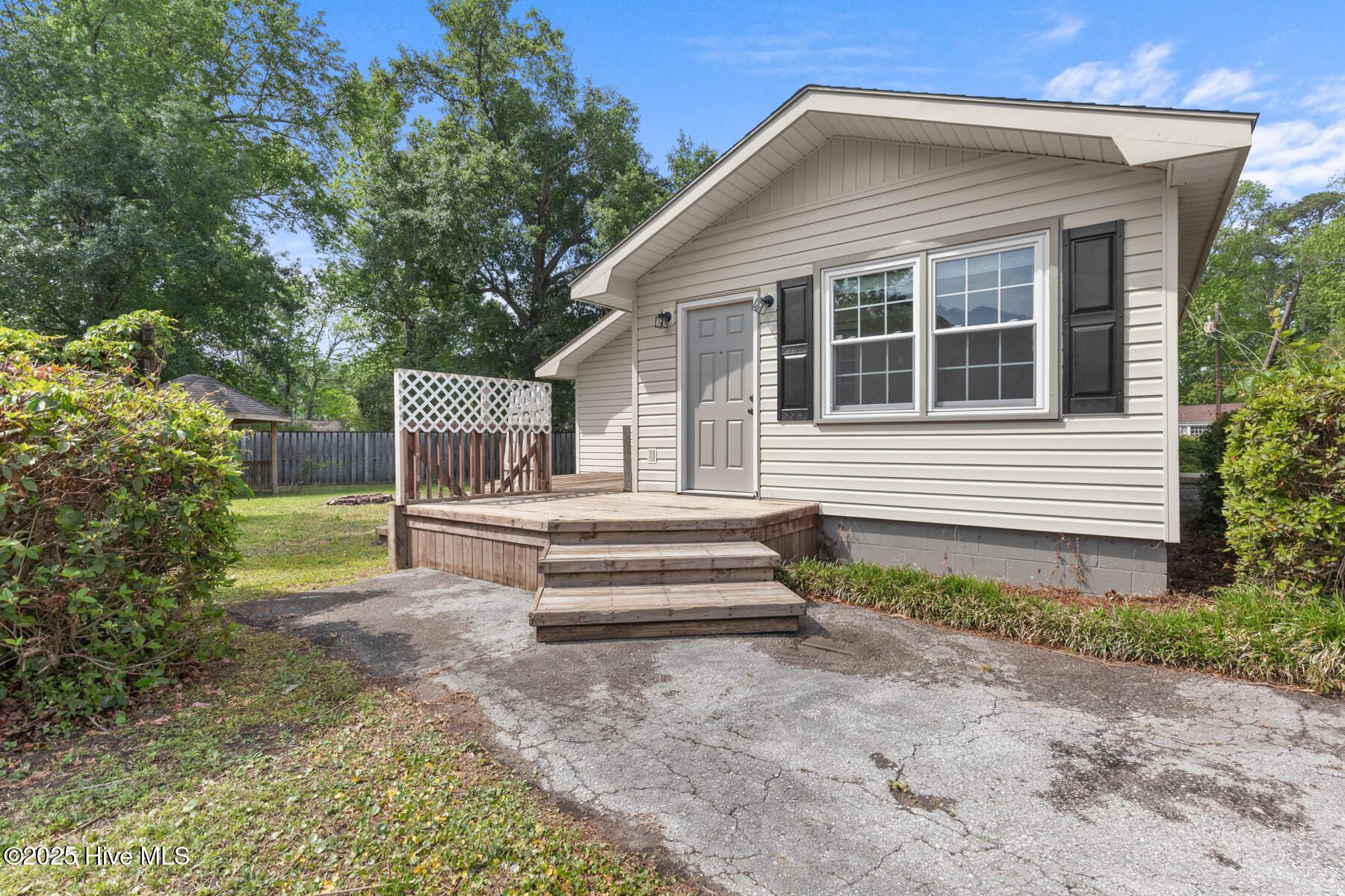 406 Delmar Road Property Photo 25