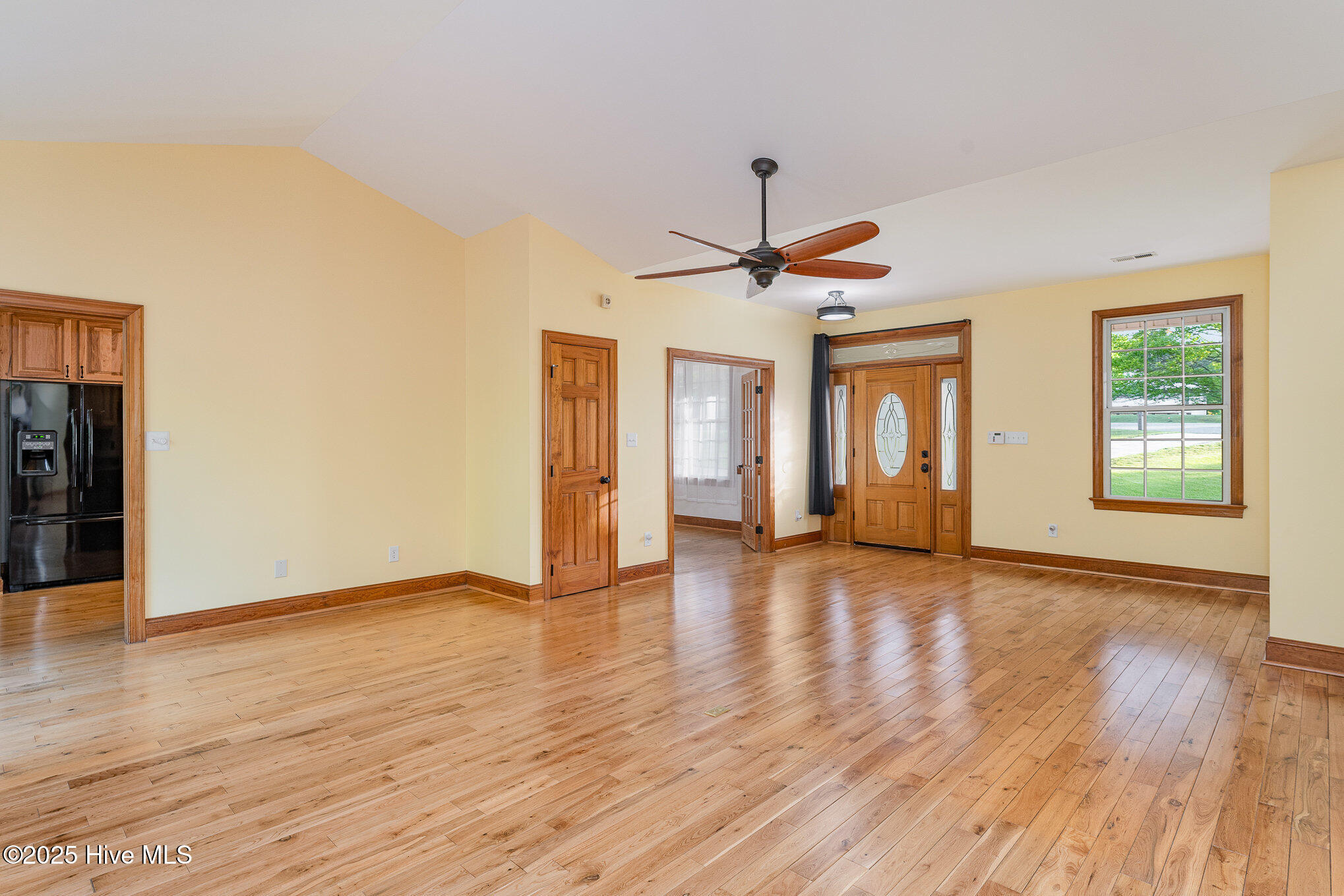 317 William Drive Property Photo 4