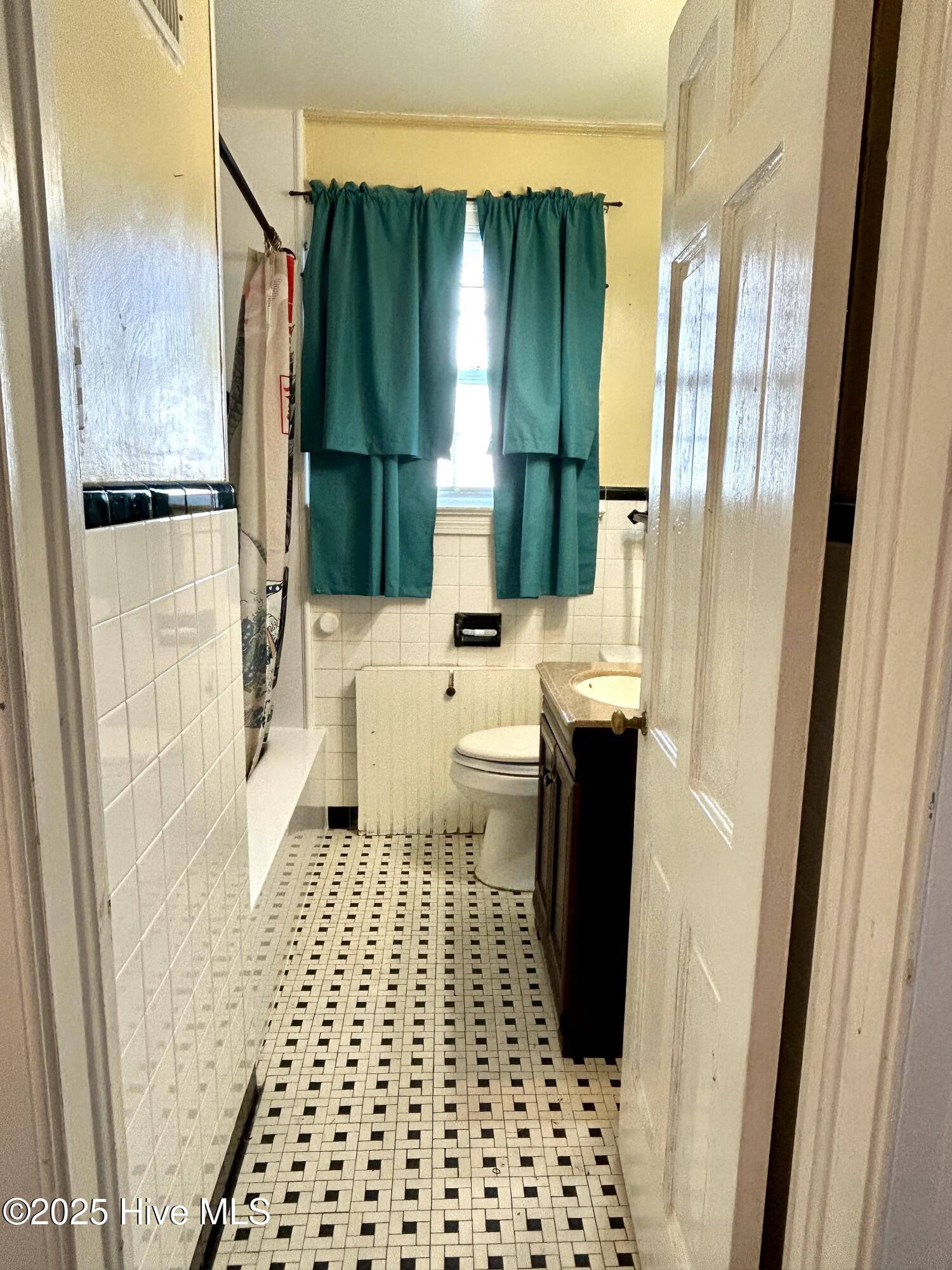 205 Wilson Avenue Property Photo 15