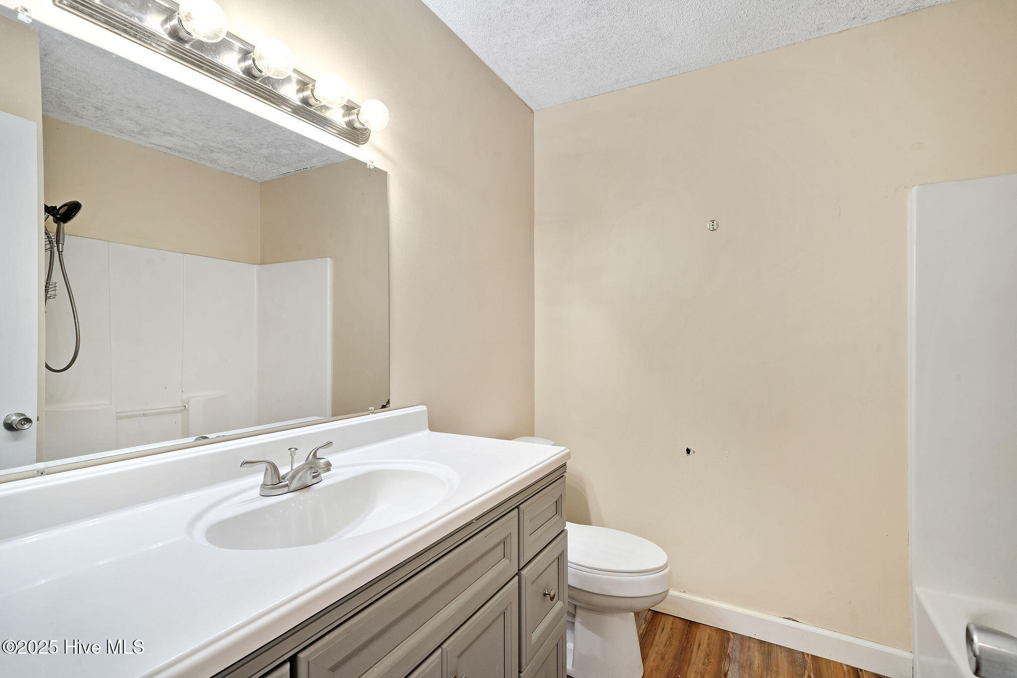 3769 Penderlea Highway Property Photo 16
