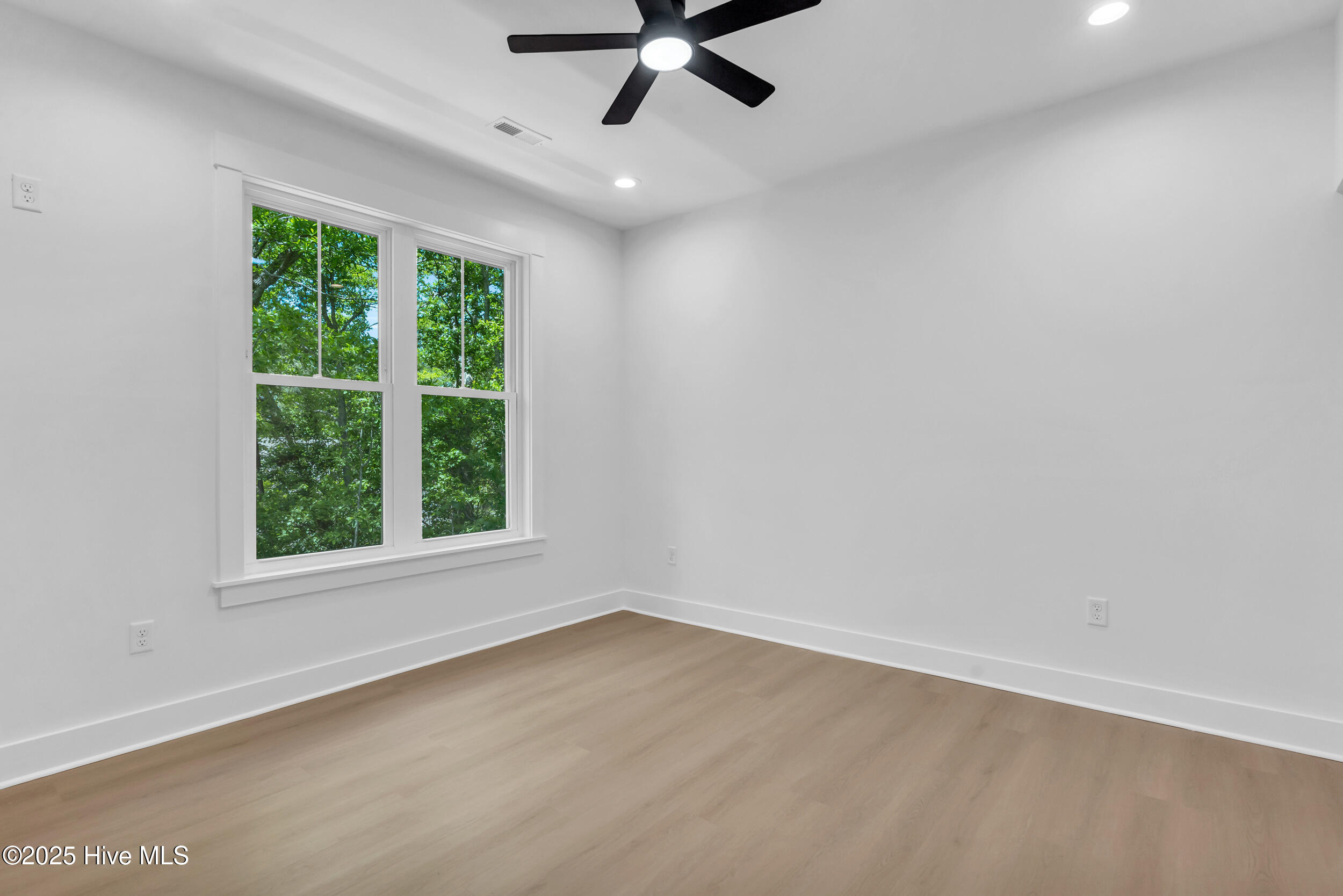 124 N Brig Drive Property Photo 25