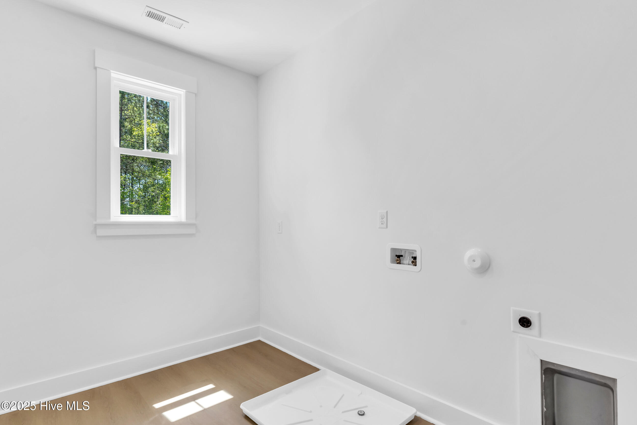 124 N Brig Drive Property Photo 30