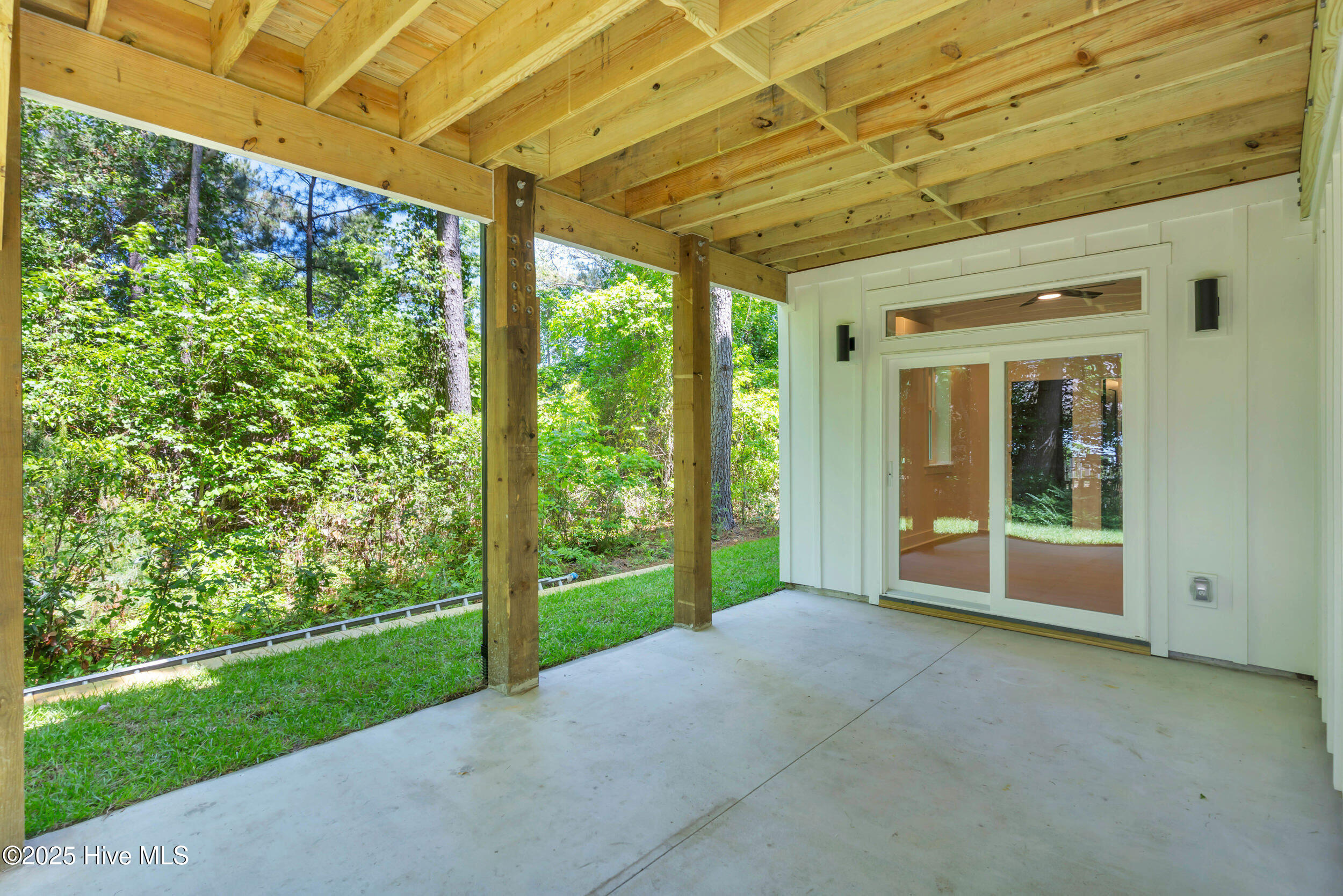 124 N Brig Drive Property Photo 34