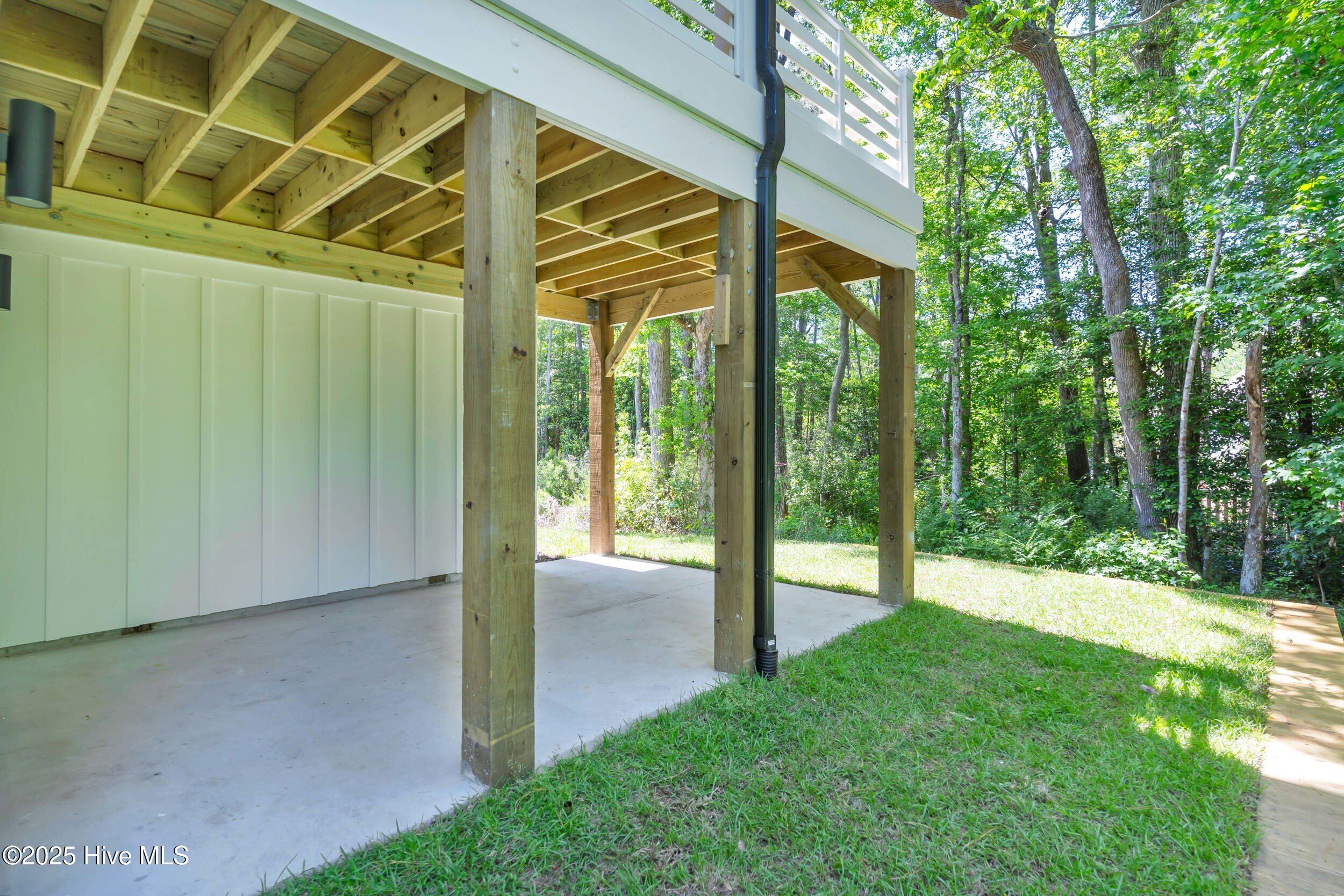 124 N Brig Drive Property Photo 40
