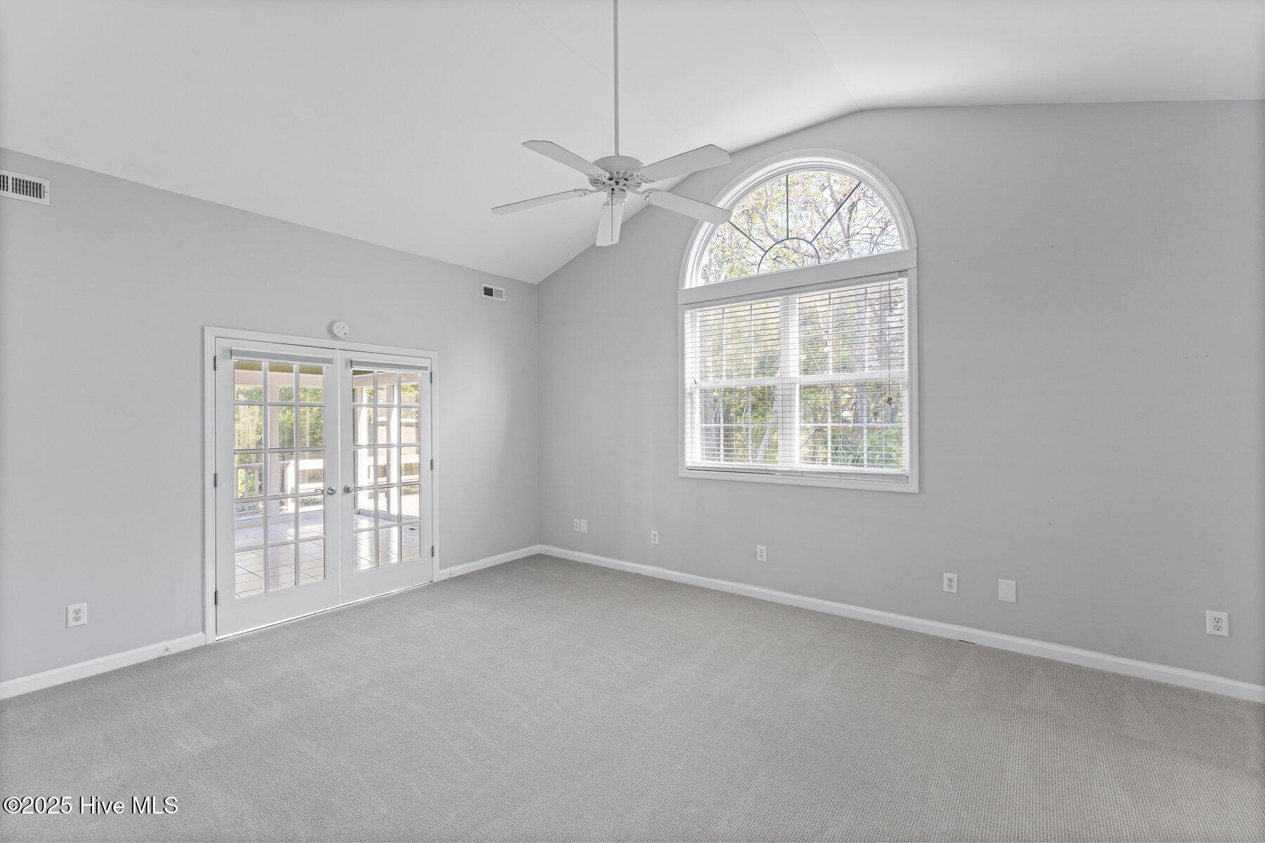 219 Rouen Court Property Photo 21