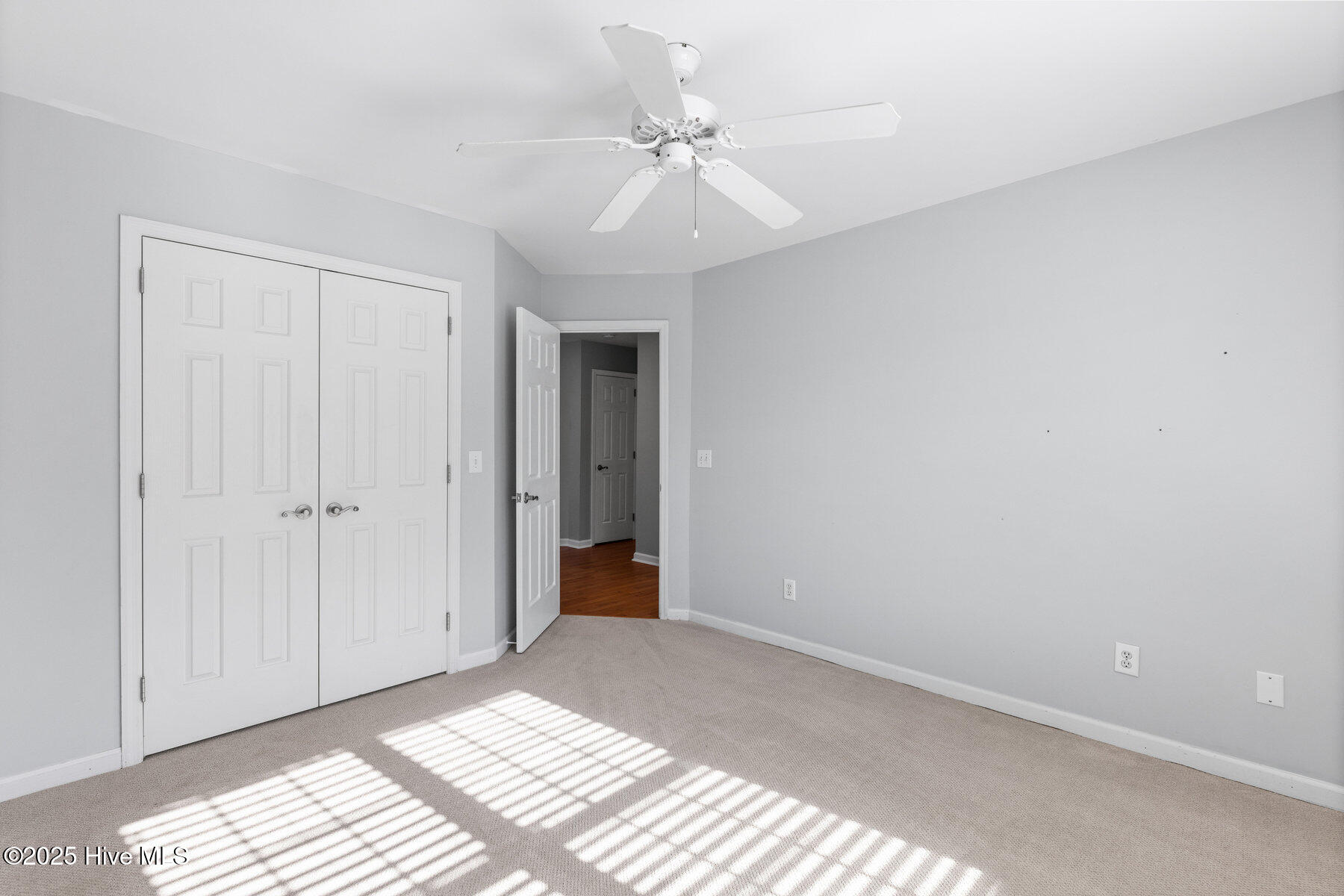 219 Rouen Court Property Photo 28