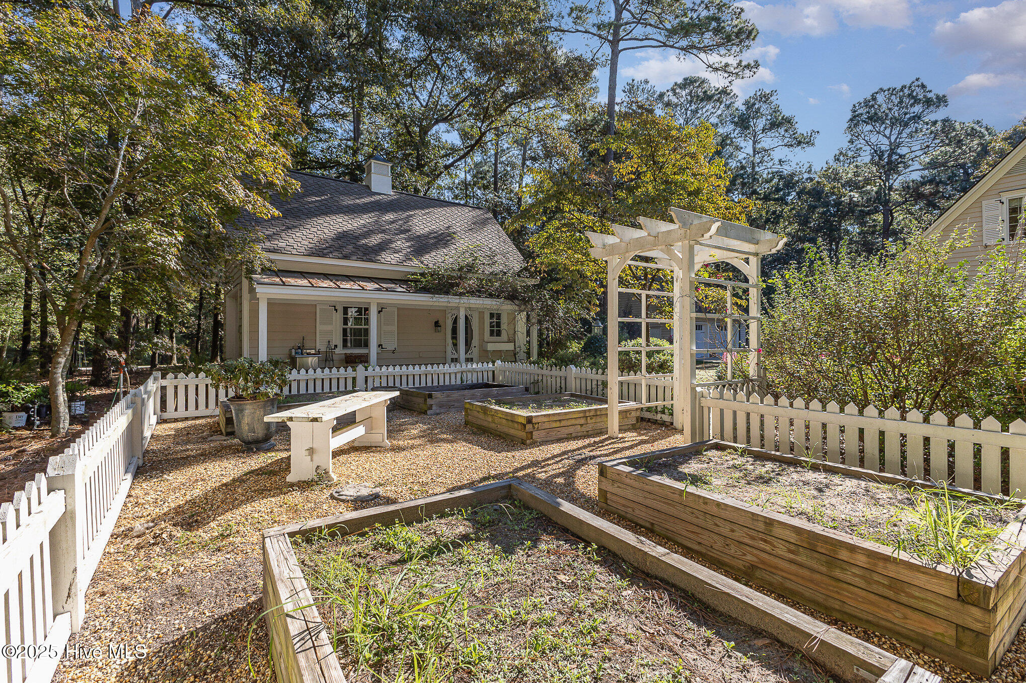 672 Lake Wackena Road Property Photo 40