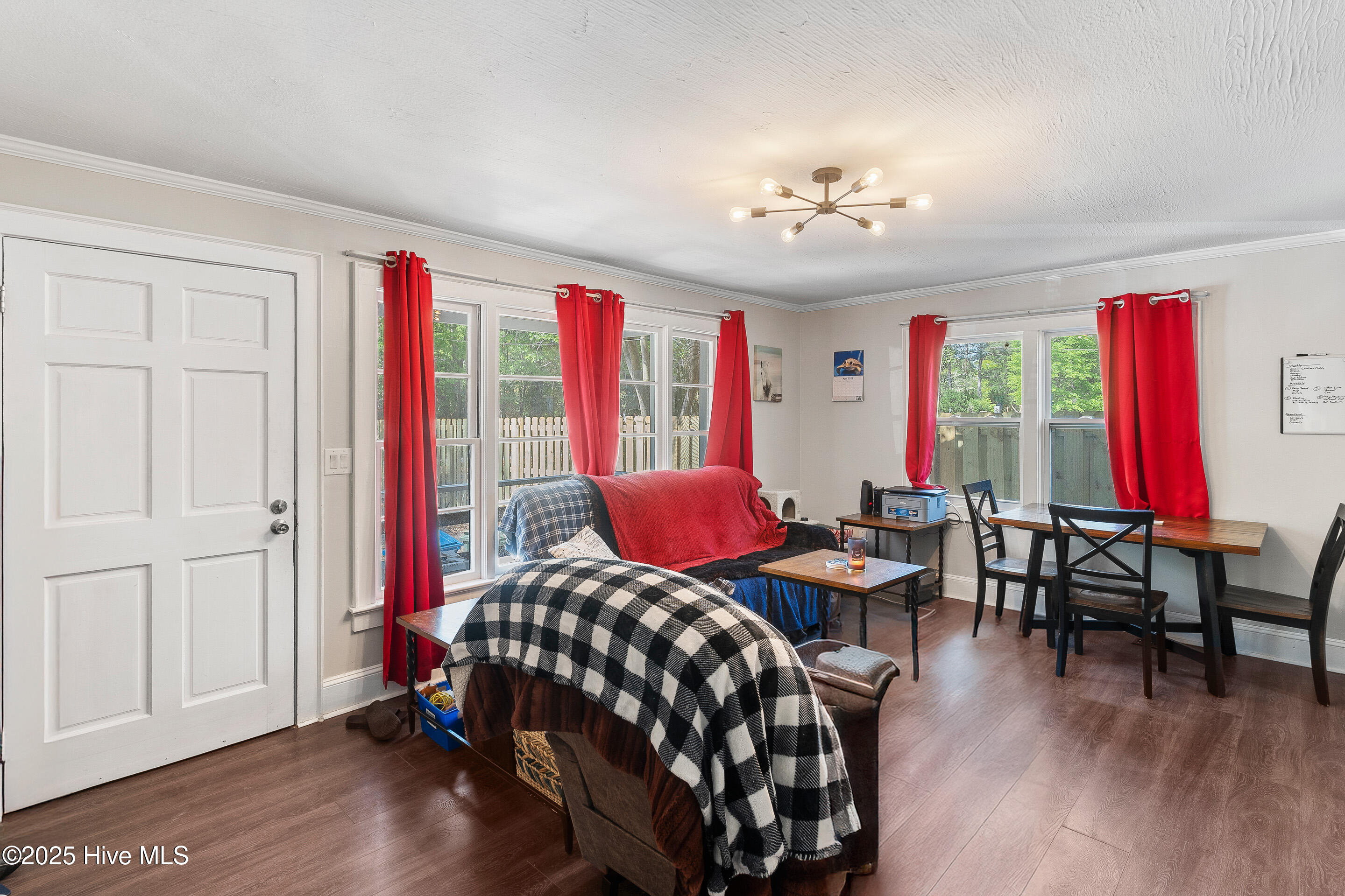 907 Bonham Avenue Property Photo 8