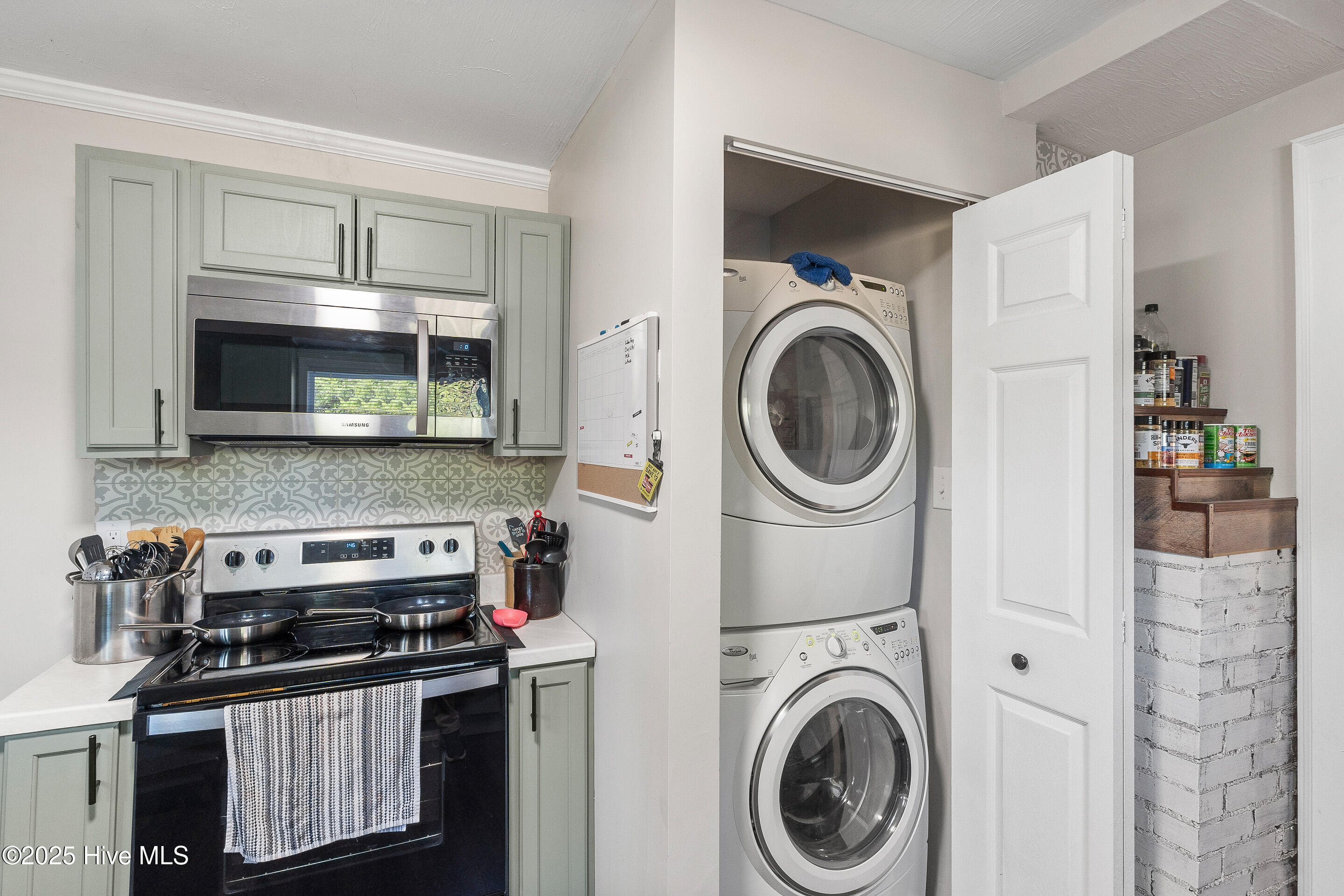 907 Bonham Avenue Property Photo 11