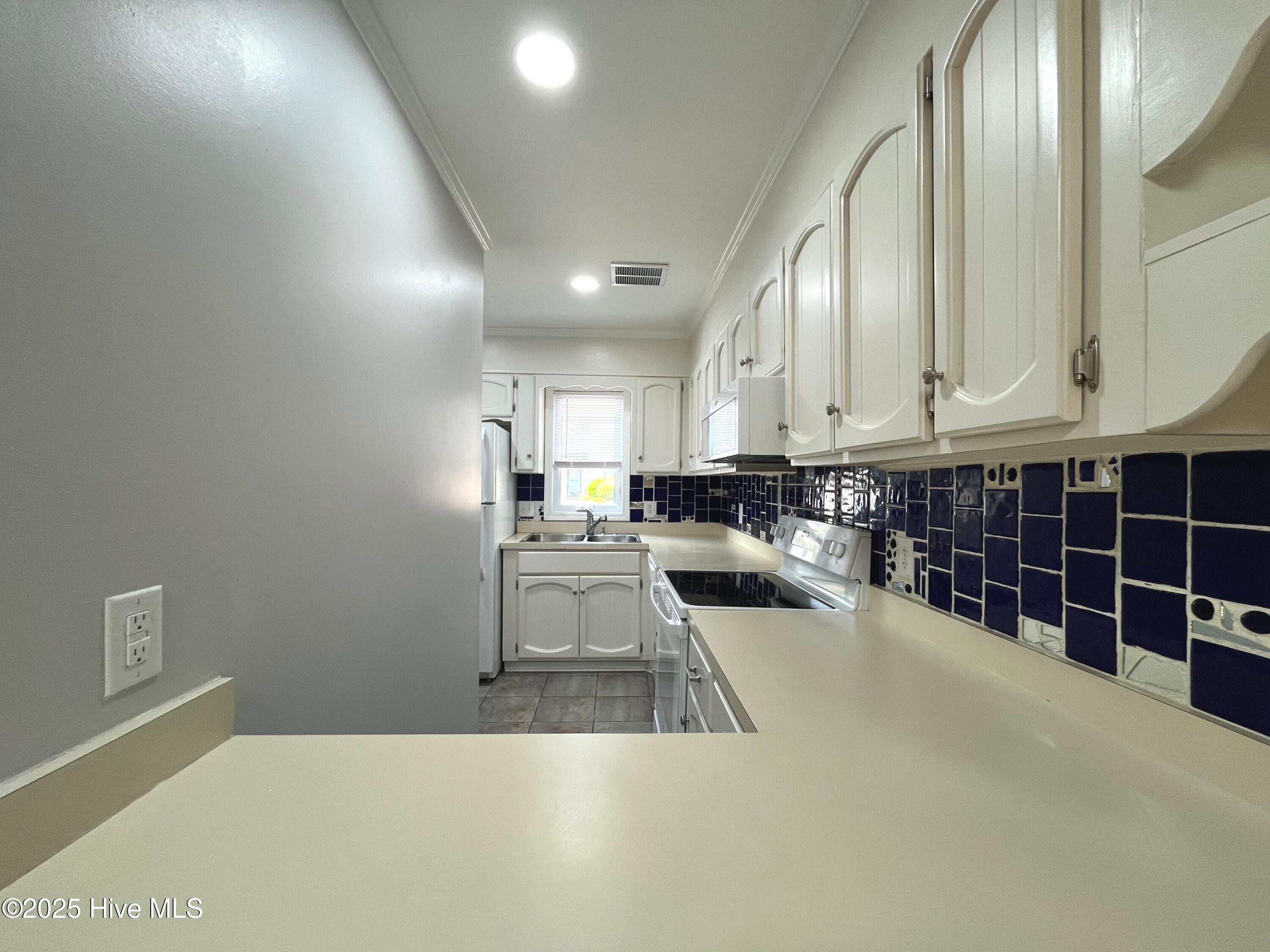 940 Linden Road Unit 15 Property Photo 13