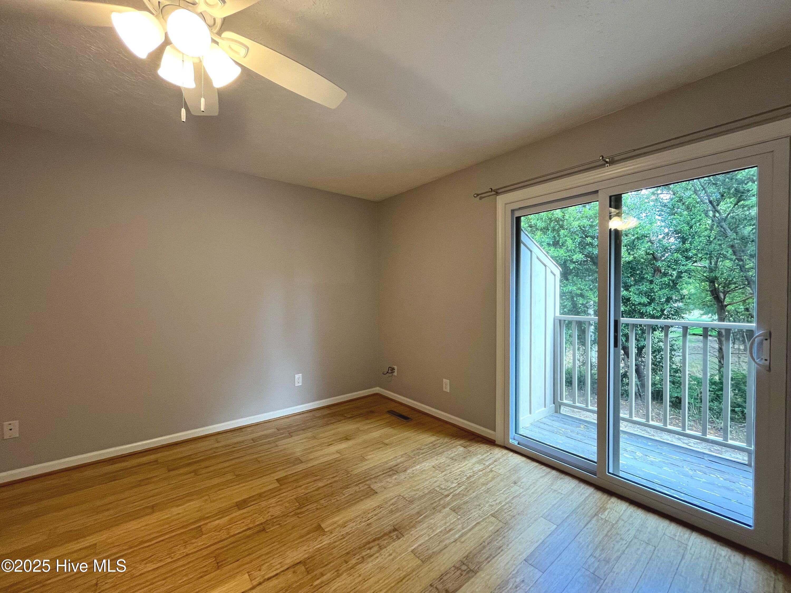 940 Linden Road Unit 15 Property Photo 19