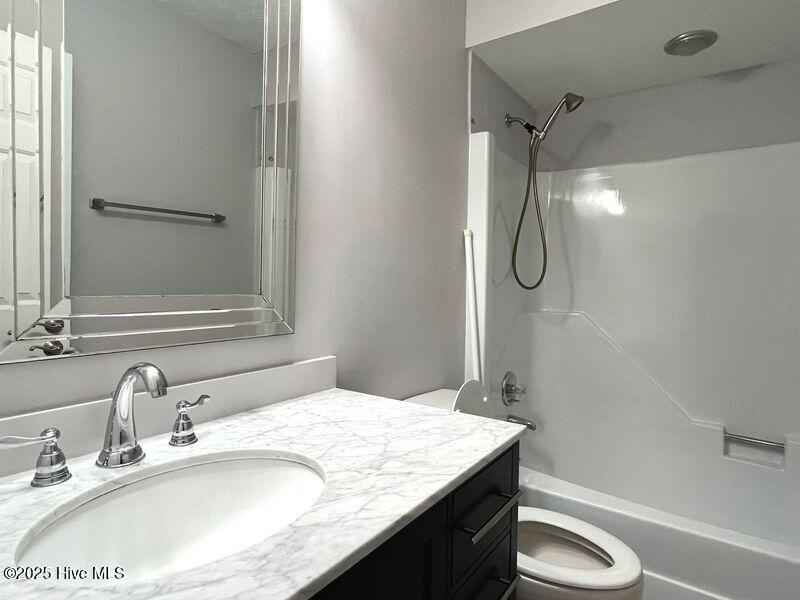 940 Linden Road Unit 15 Property Photo 21