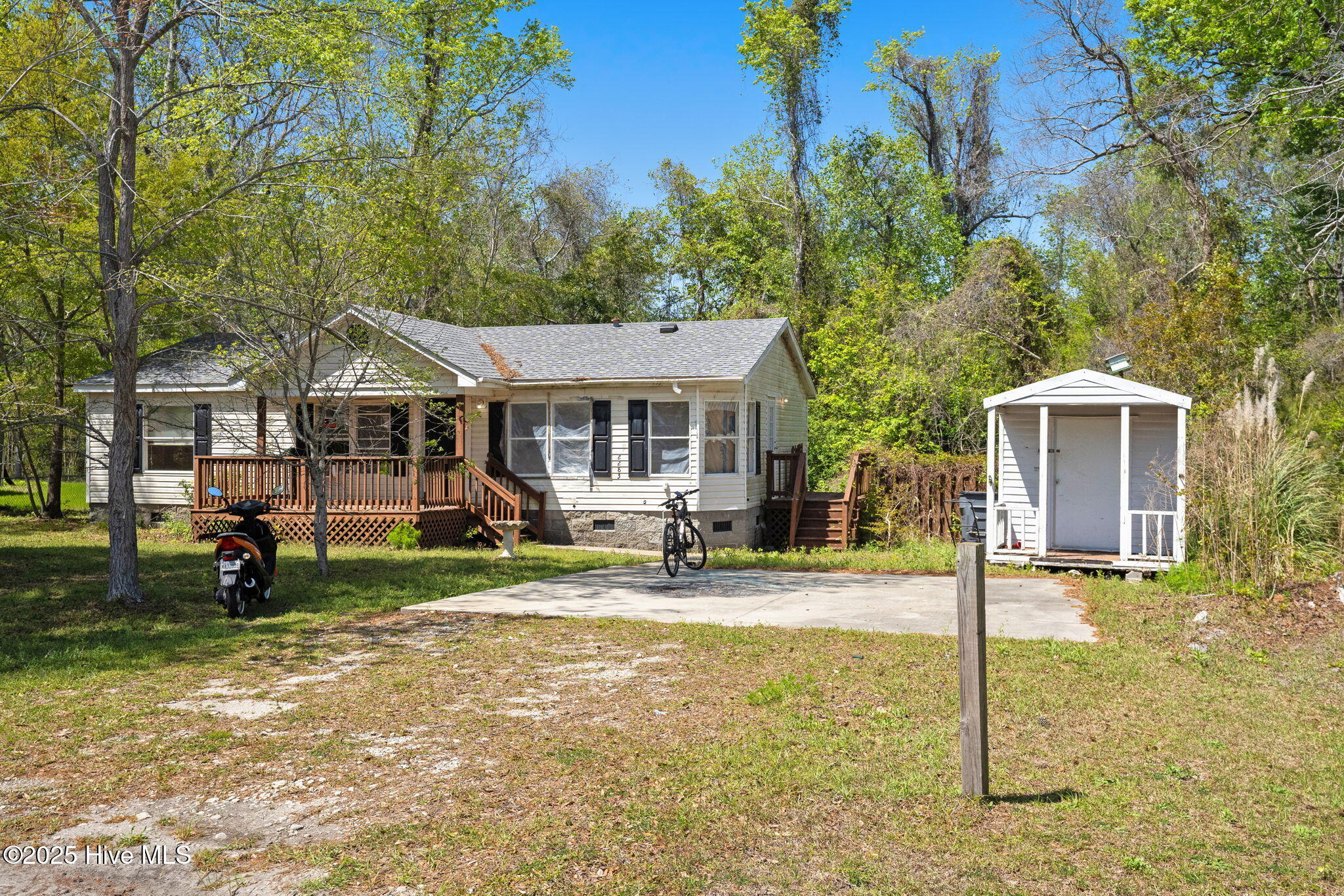 2283 Setter Court Property Photo