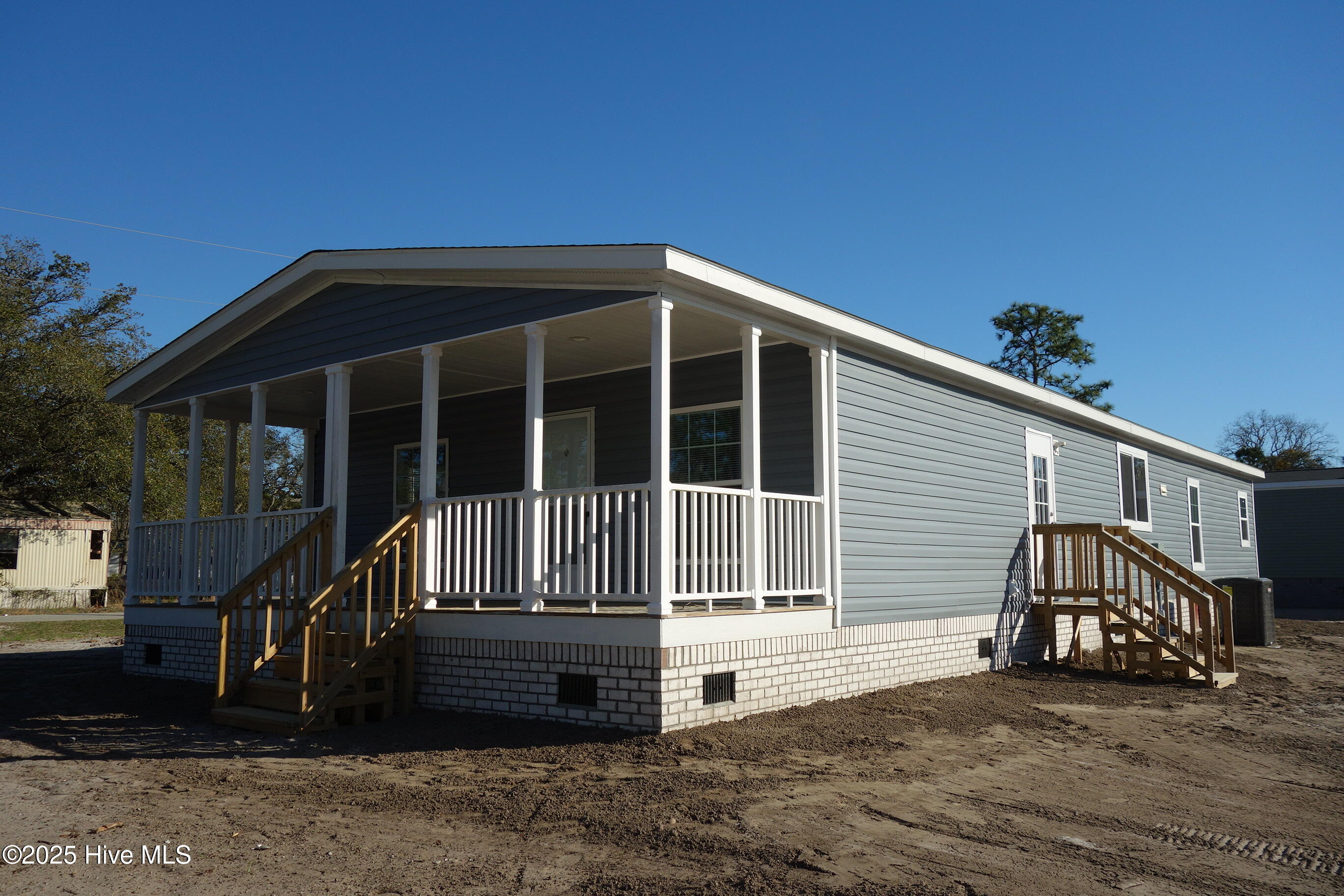 3124 Cross Street Property Photo