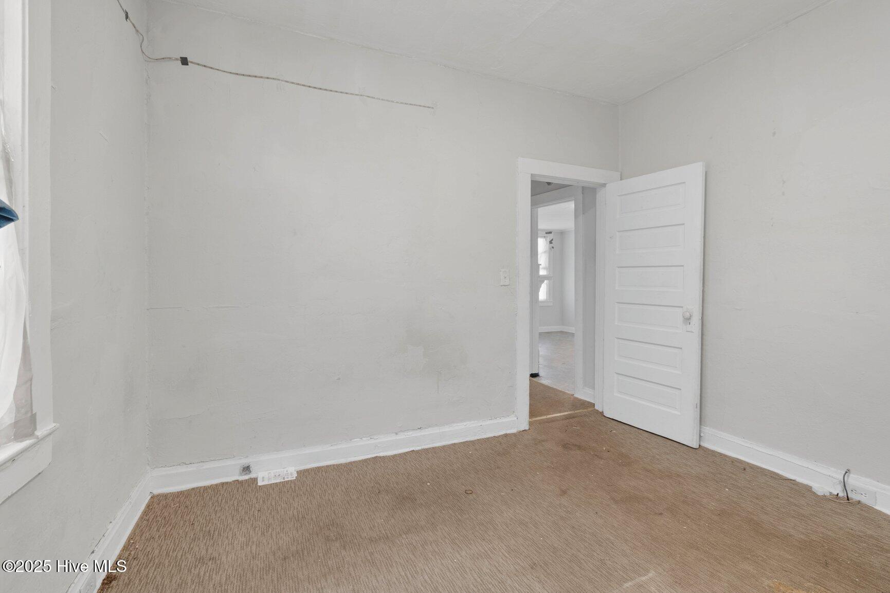 711 S Pine Street Property Photo 17