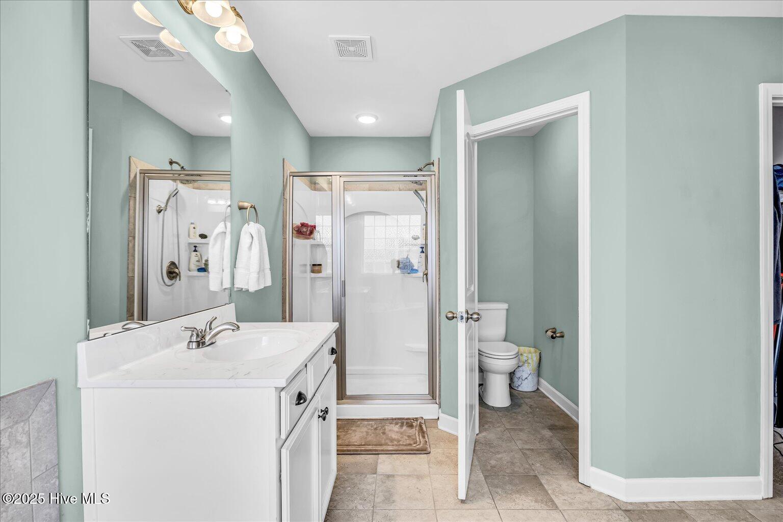 2106 Millington Court Property Photo 20