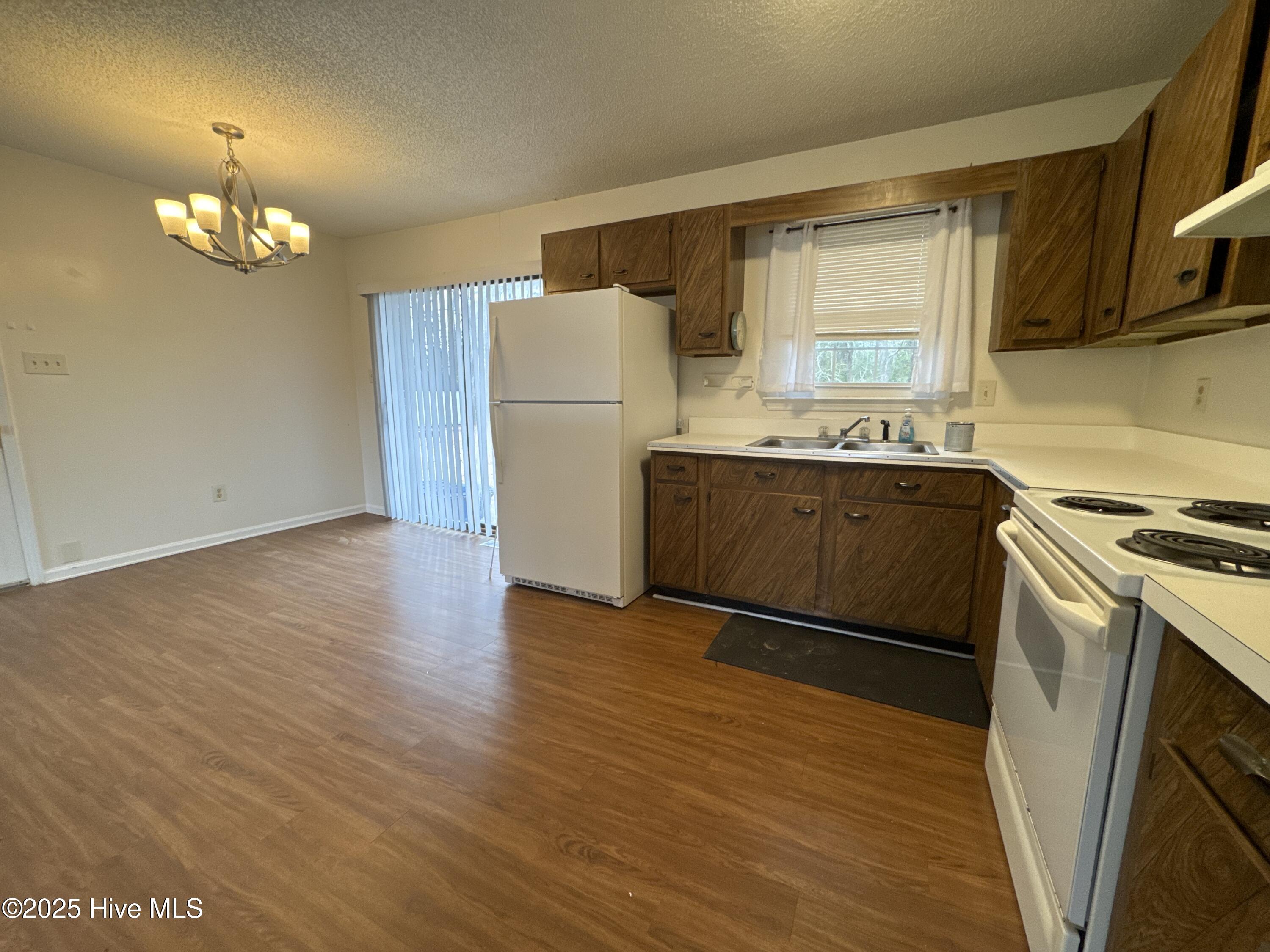 1023 Harrells Loop Road Property Photo 7