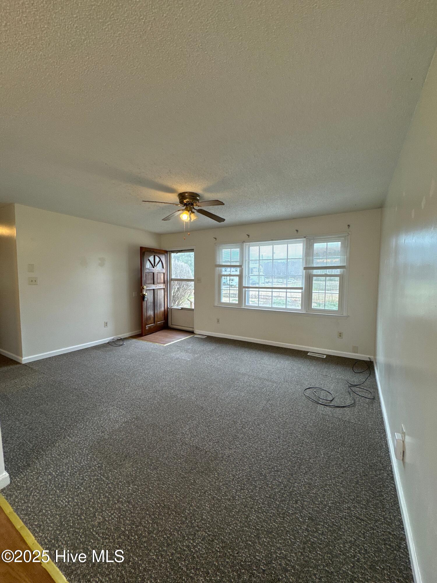 1023 Harrells Loop Road Property Photo 9
