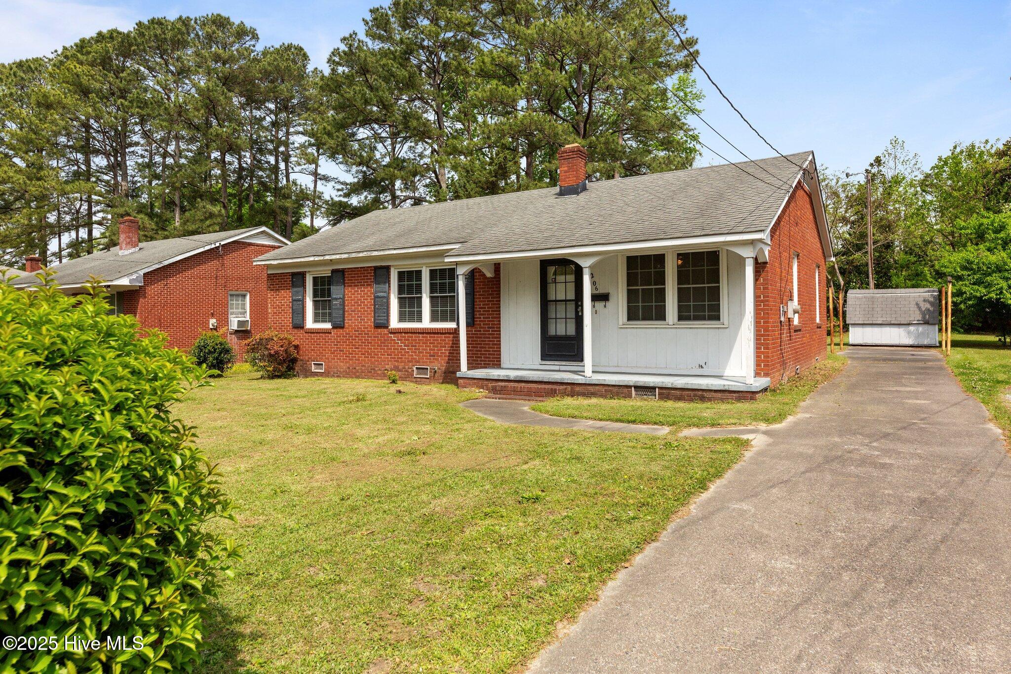 206 Pierce Road Property Photo