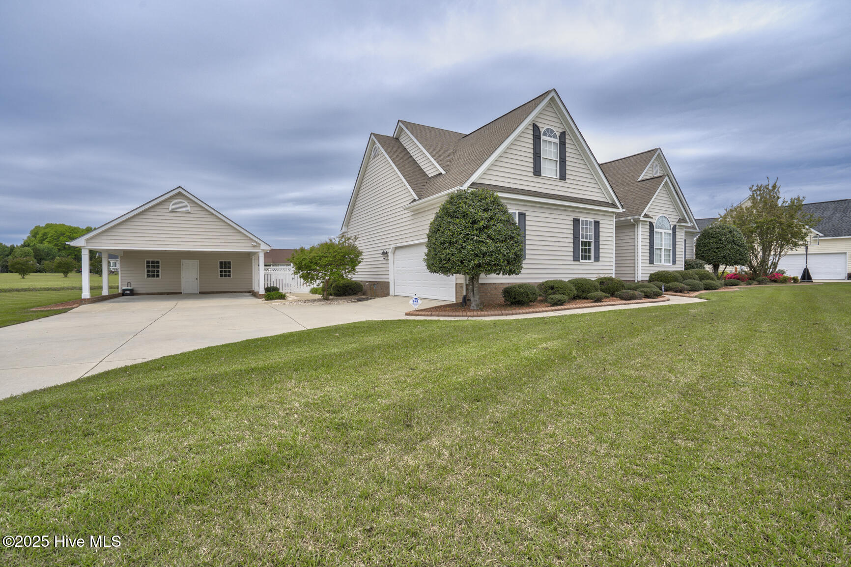 1454 Spring Pond Road Property Photo