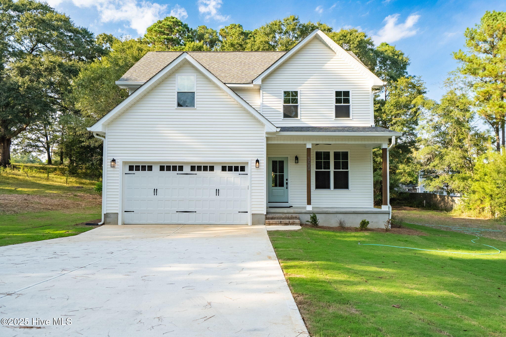 300 N Alma Street Property Photo 1