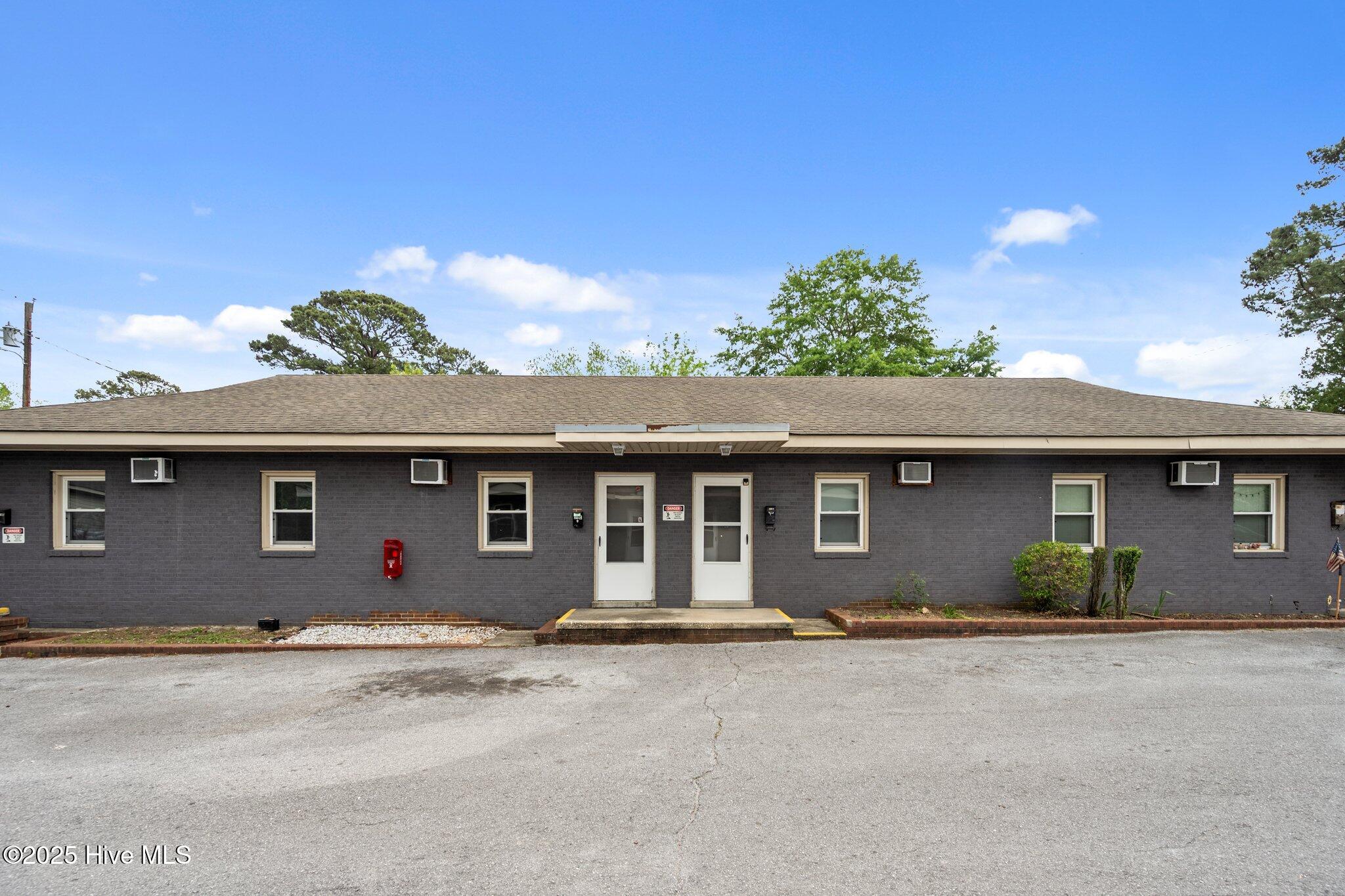 310 Roosevelt Road C Property Photo