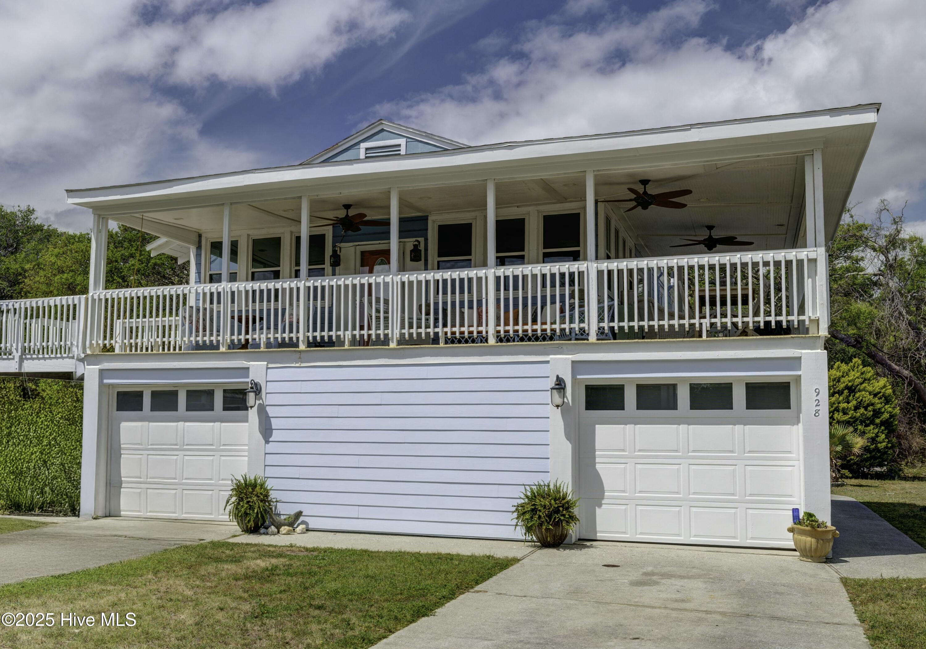 928 General Whiting Boulevard Property Photo