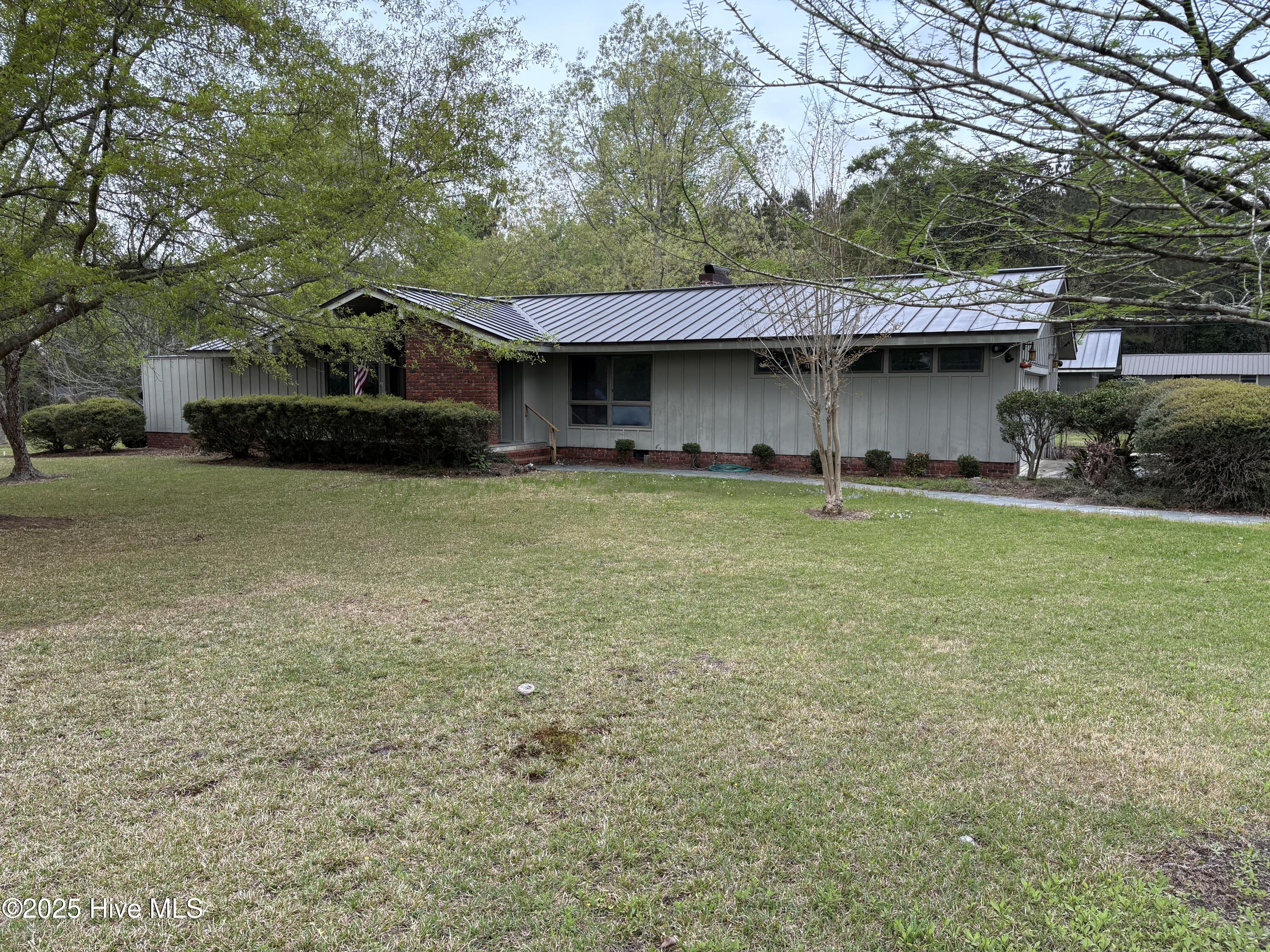 1000 Pine Street Property Photo